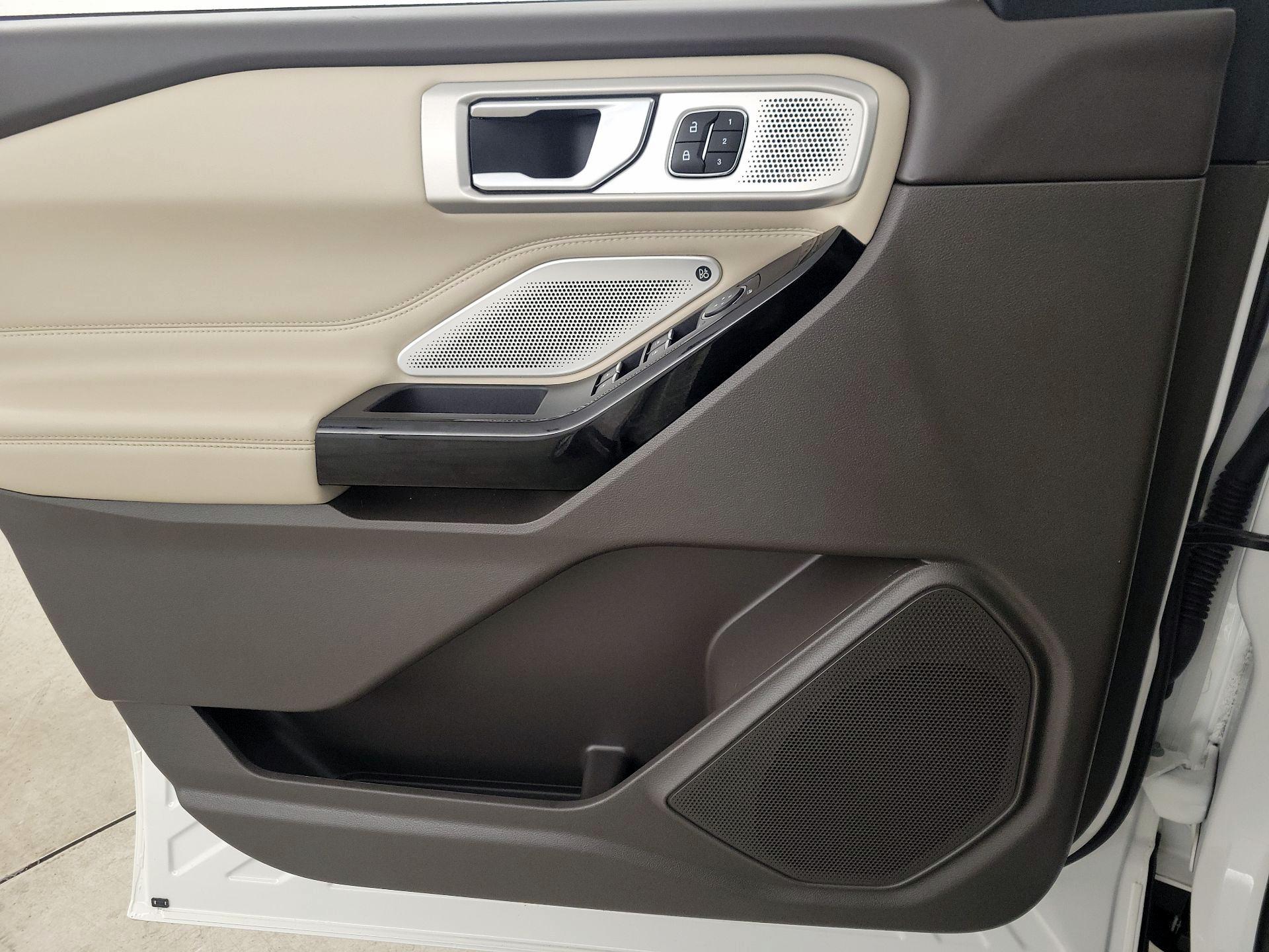 Thumbnail: 2022 Ford Explorer - 12