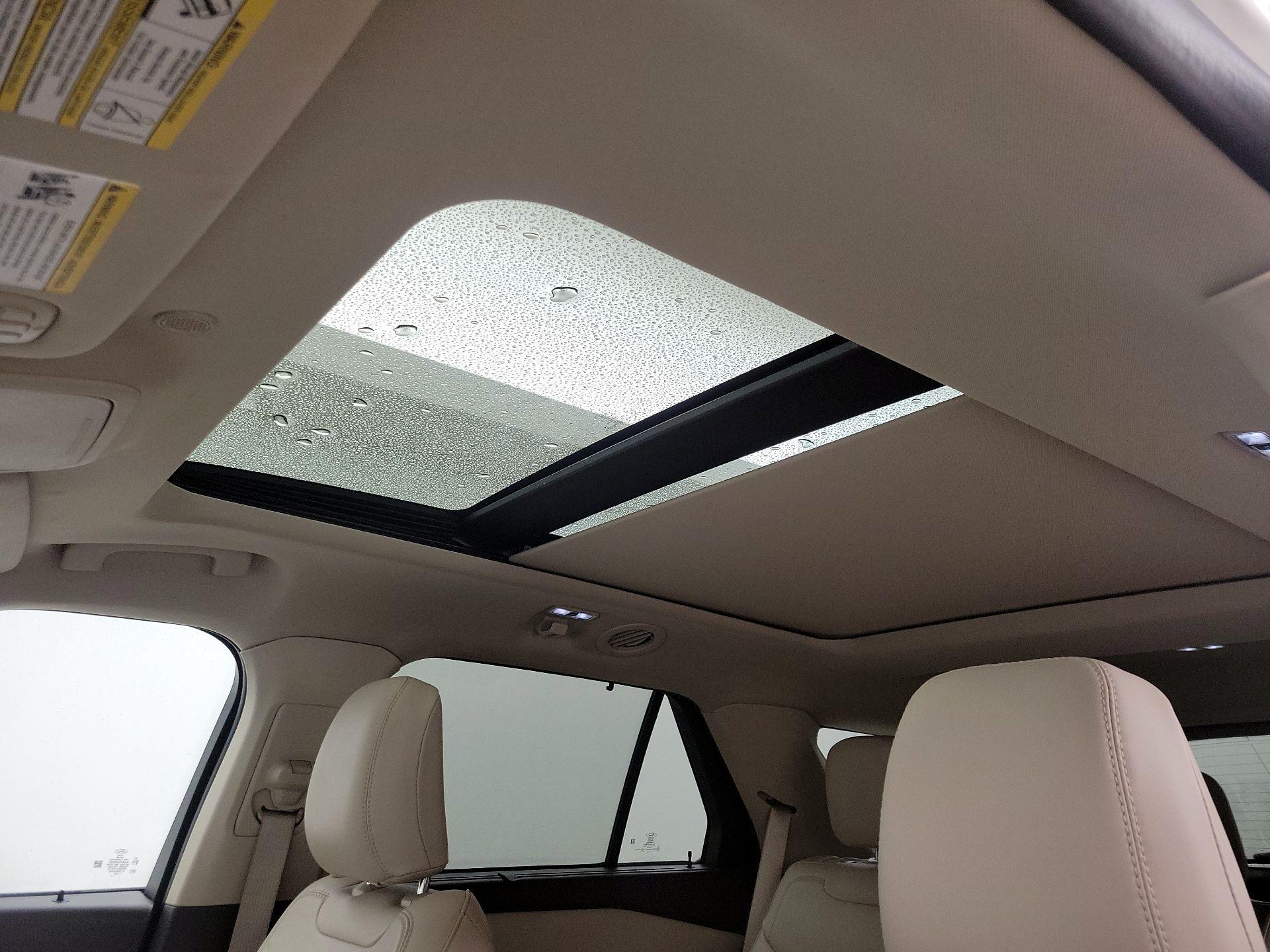 Thumbnail: 2022 Ford Explorer - 20