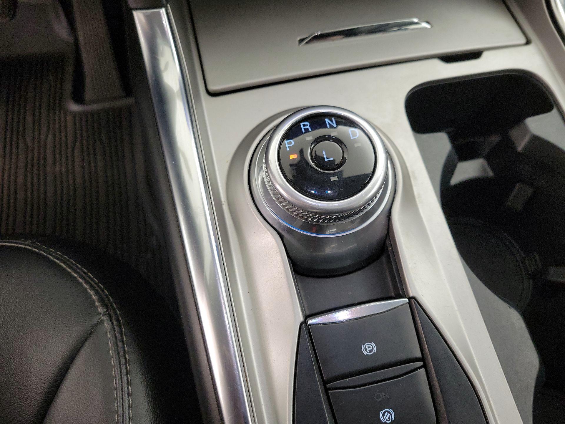 Thumbnail: 2022 Ford Explorer - 18