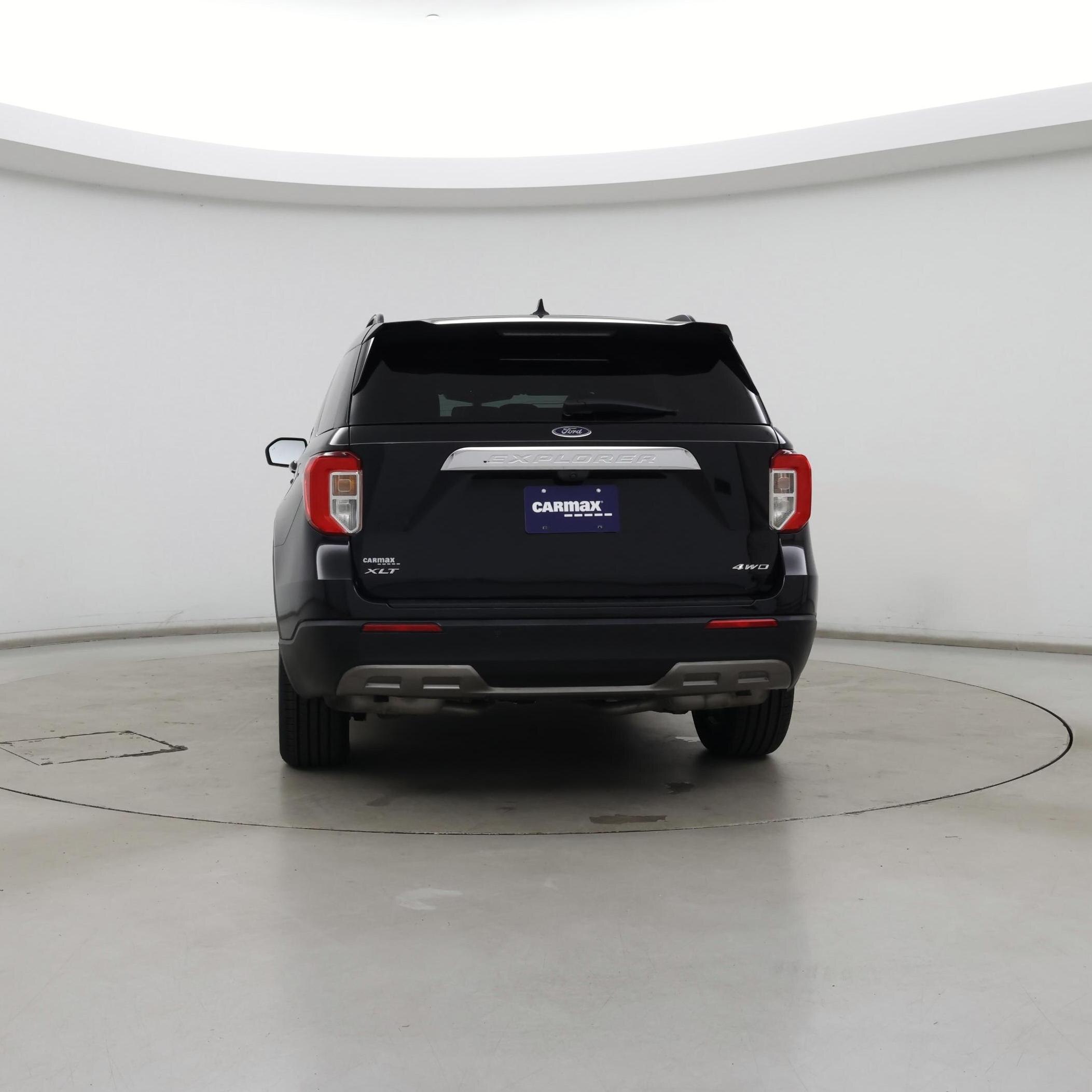 Thumbnail: 2022 Ford Explorer - 6