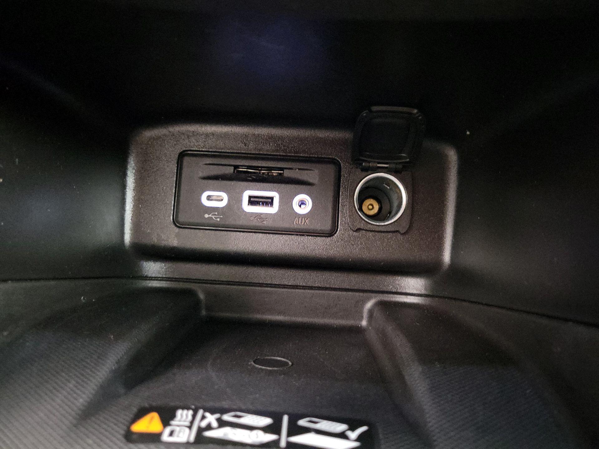 Thumbnail: 2022 Chevrolet Equinox - 17