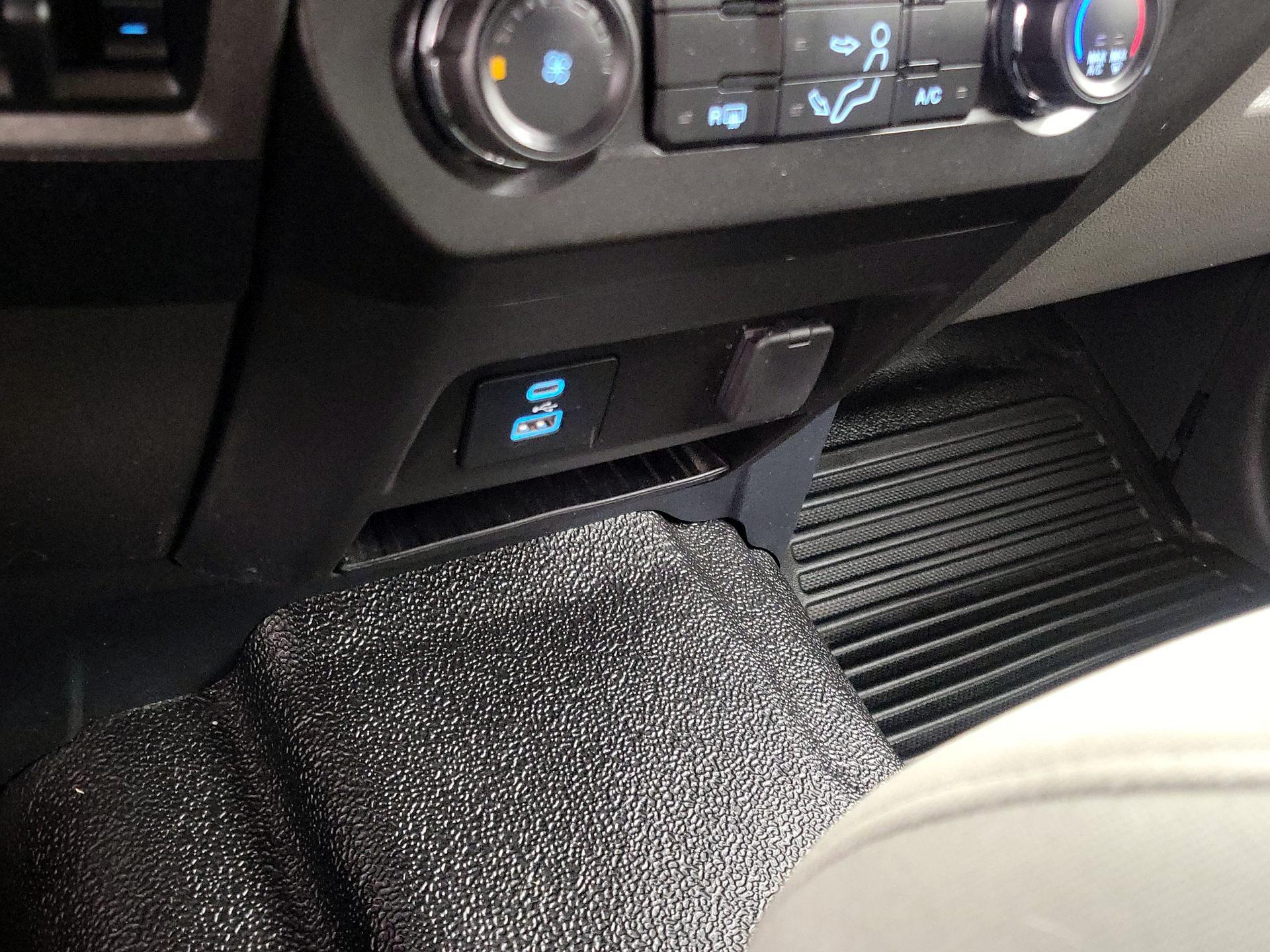 Thumbnail: 2022 Ford F-350 - 18