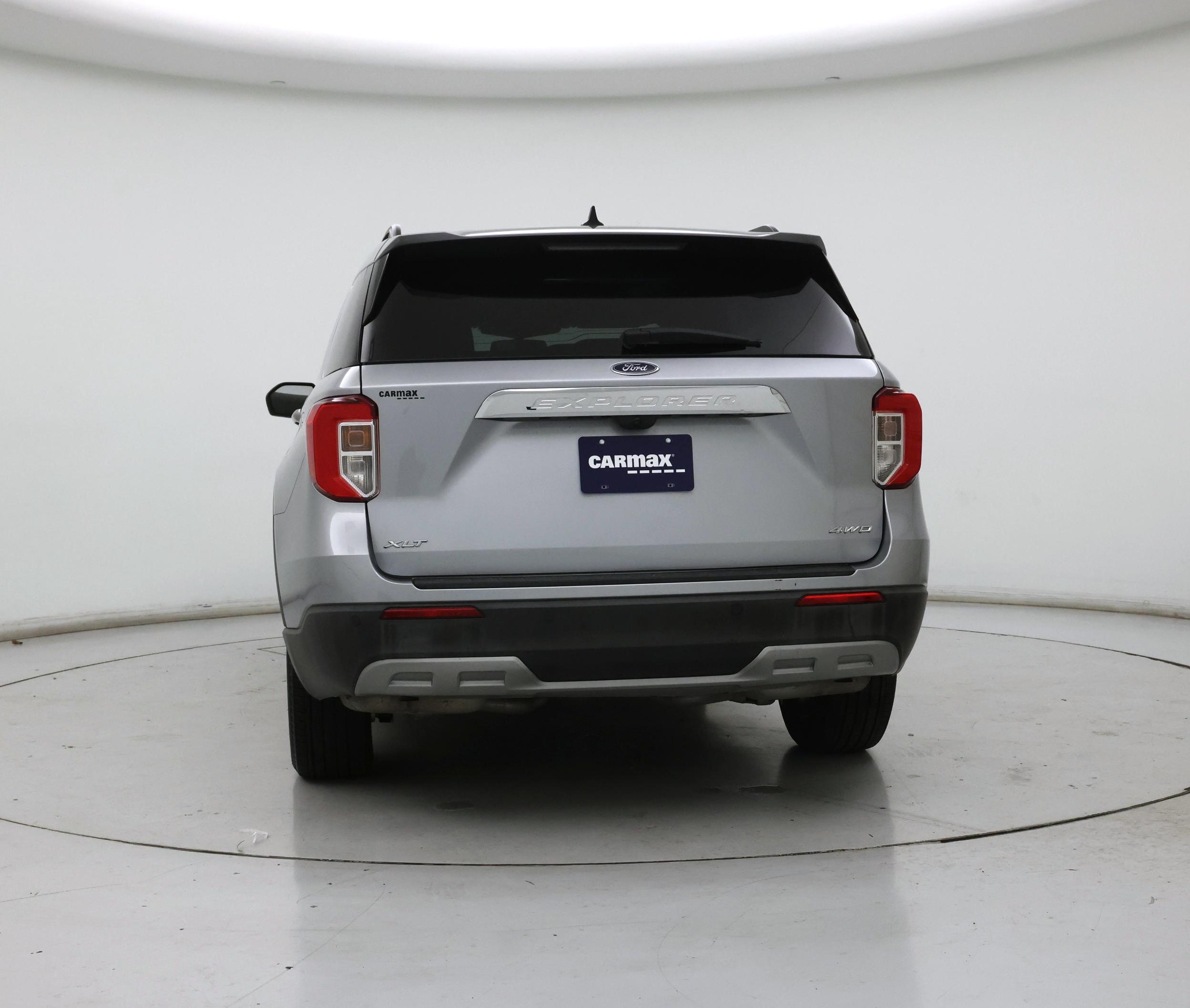 Thumbnail: 2022 Ford Explorer - 6