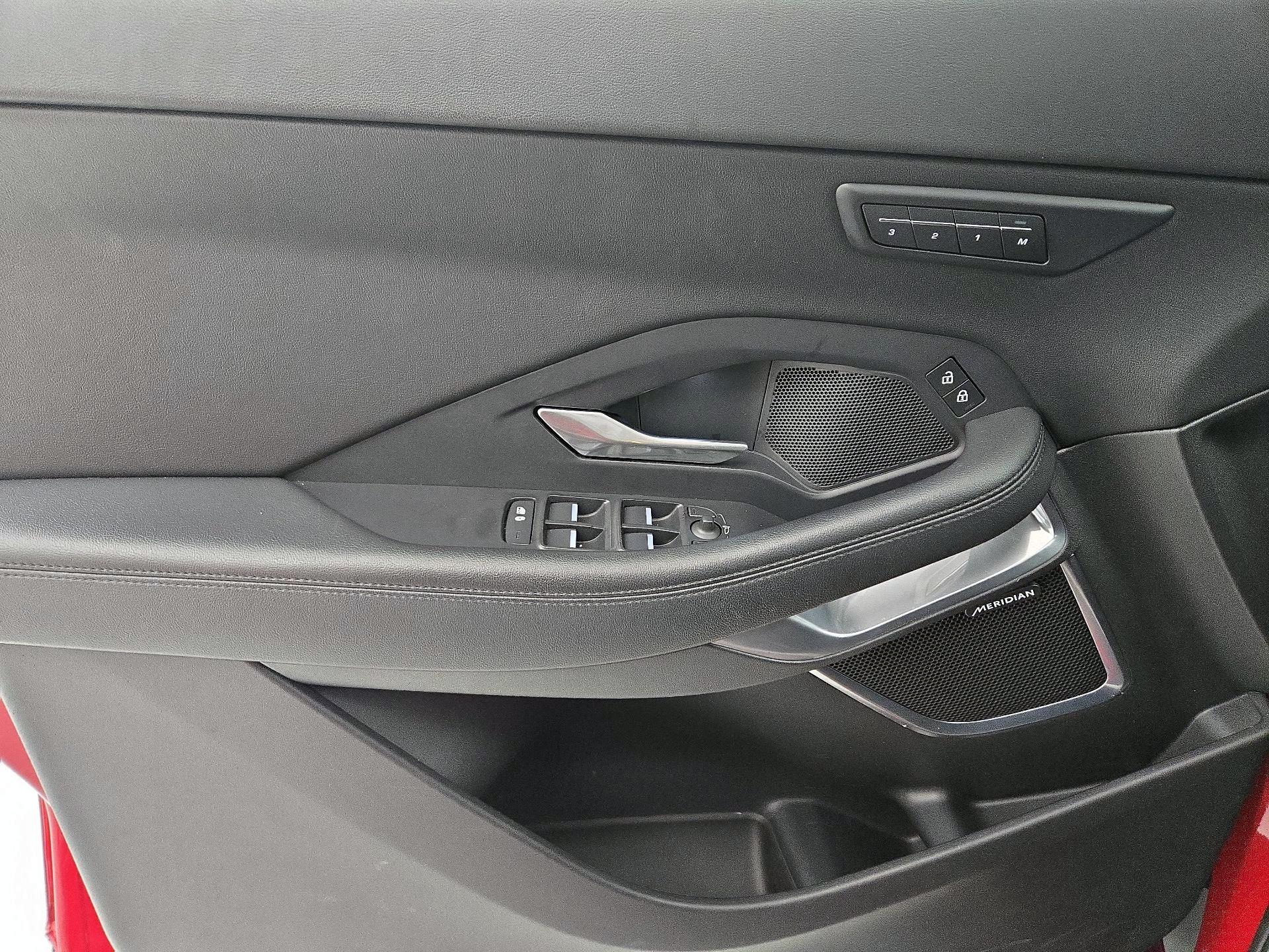 Thumbnail: 2022 Jaguar E-Pace - 12