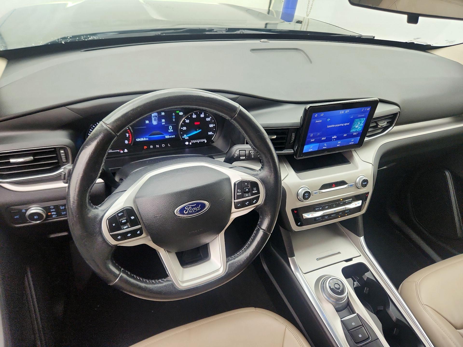 Thumbnail: 2022 Ford Explorer - 9