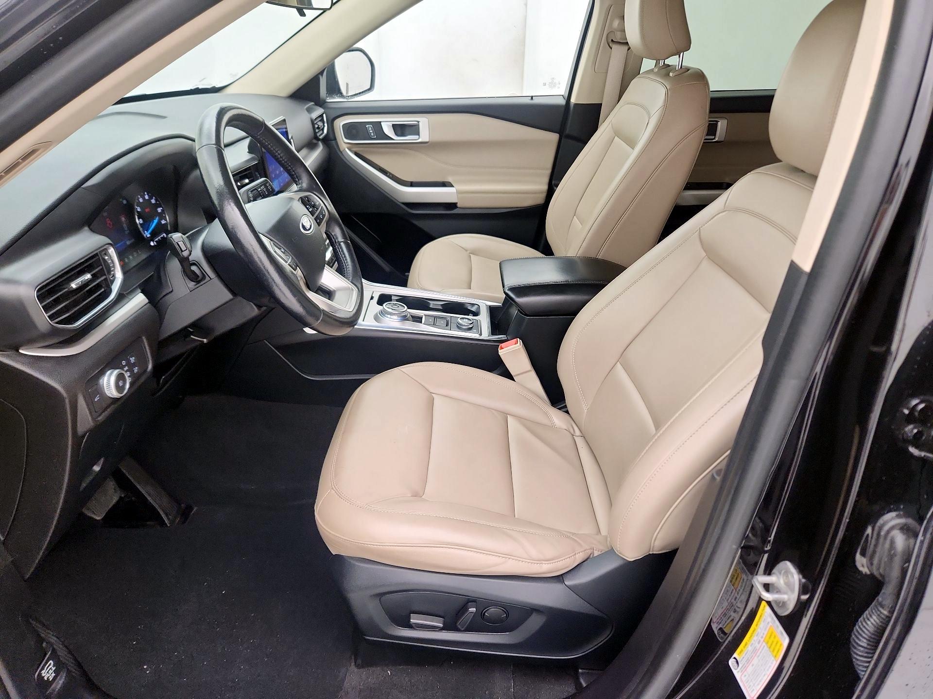 Thumbnail: 2022 Ford Explorer - 11