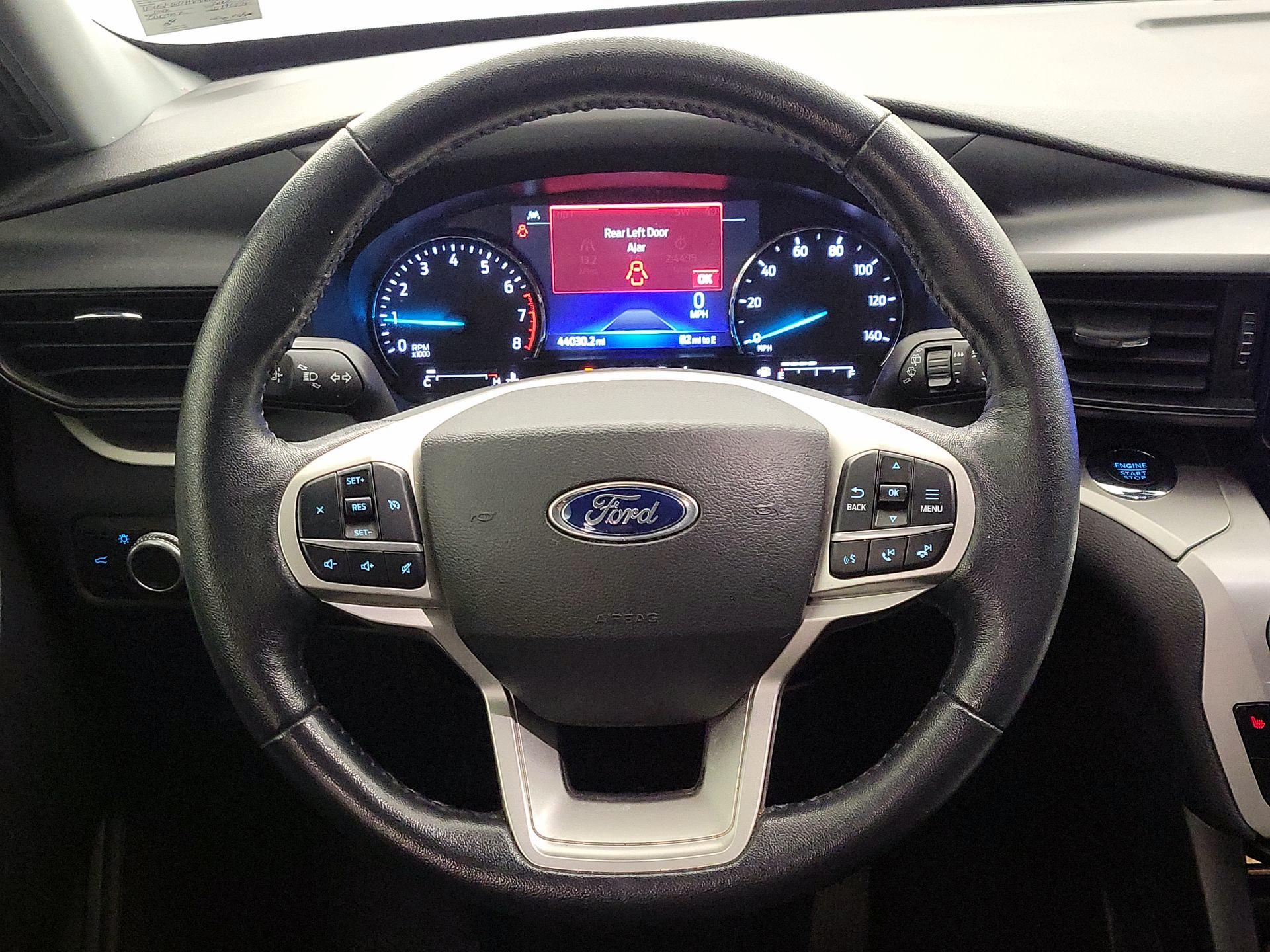 Thumbnail: 2022 Ford Explorer - 10