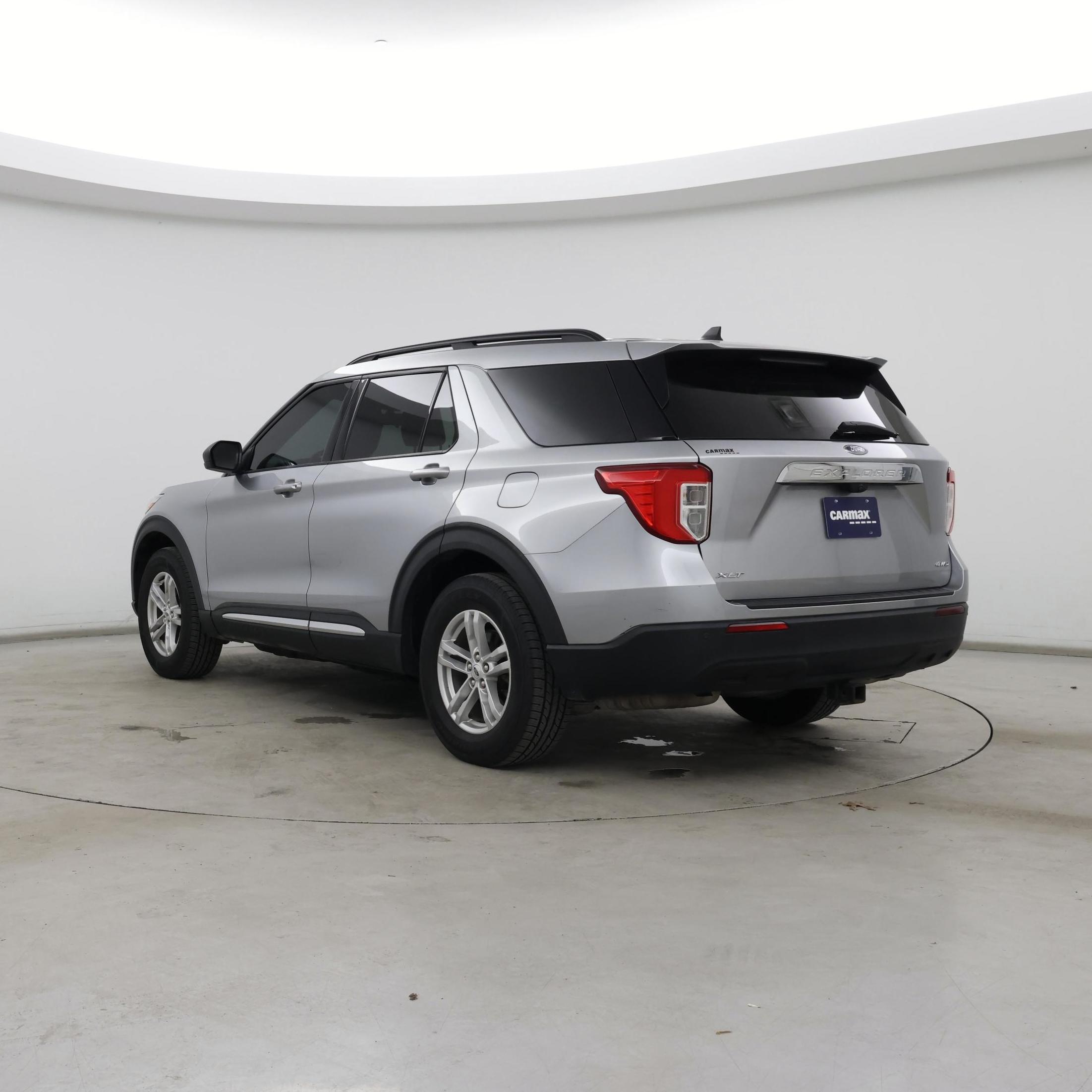 Thumbnail: 2022 Ford Explorer - 2