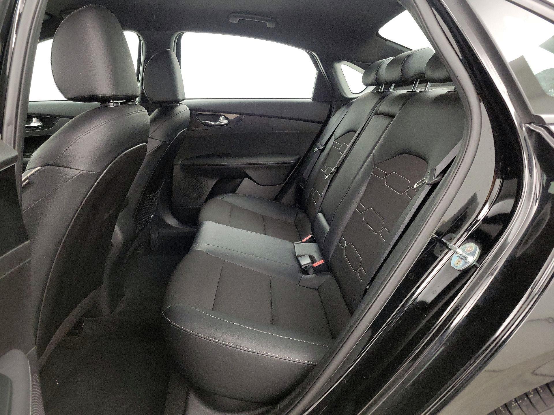 Thumbnail: 2023 Kia Forte - 20