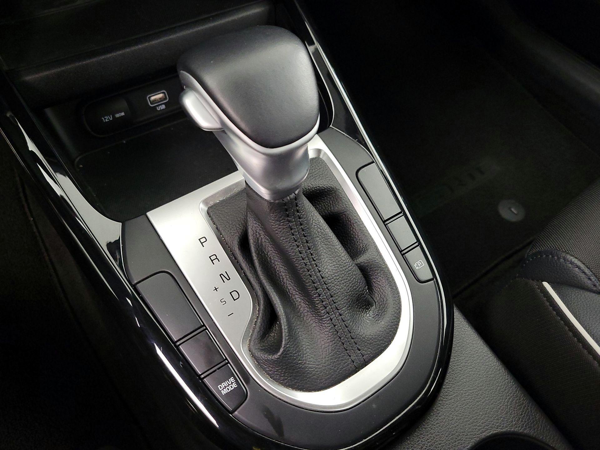 Thumbnail: 2023 Kia Forte - 15