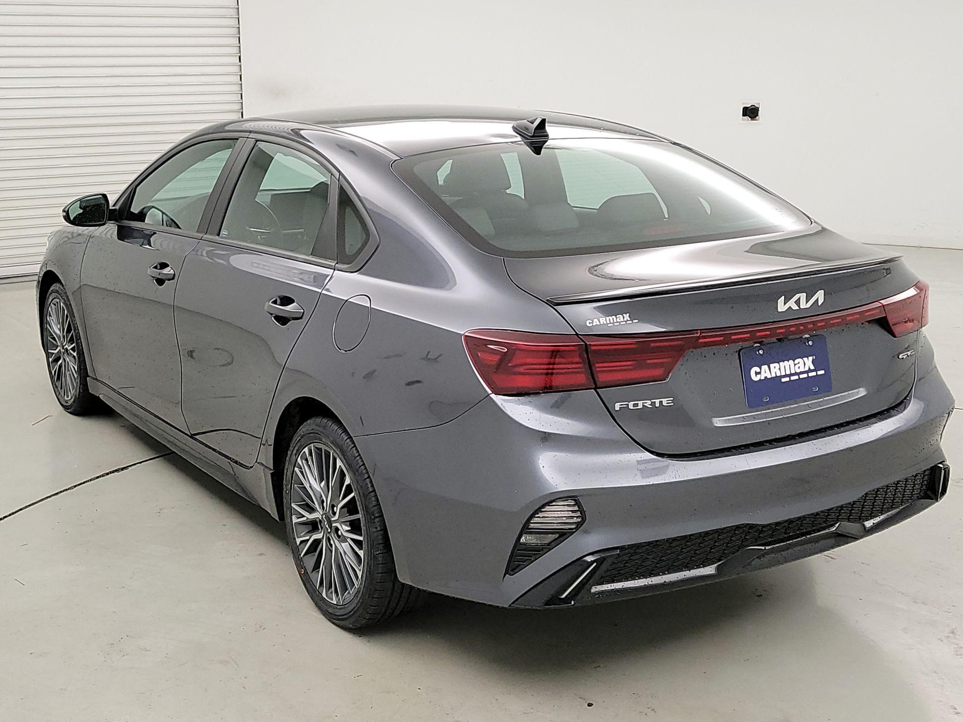 Thumbnail: 2023 Kia Forte - 7