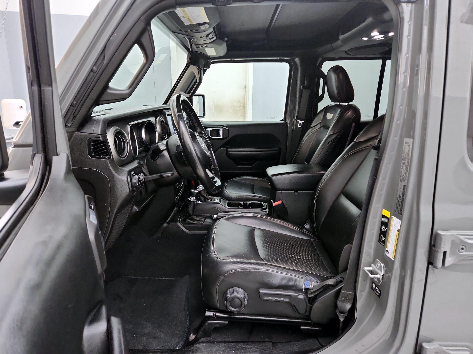 Thumbnail: 2021 Jeep Gladiator - 11