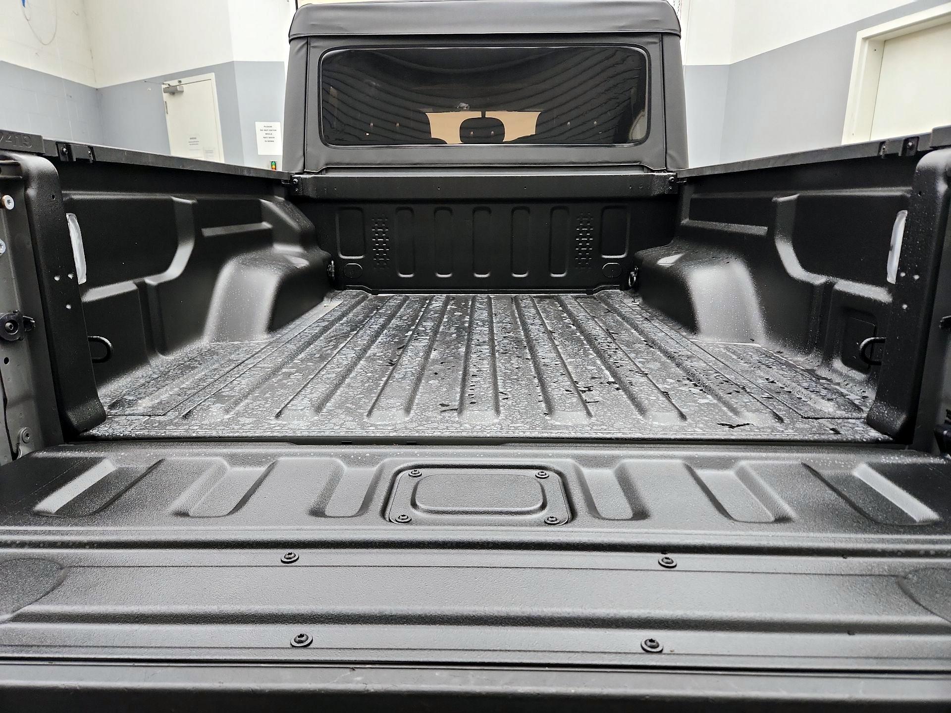 Thumbnail: 2021 Jeep Gladiator - 20