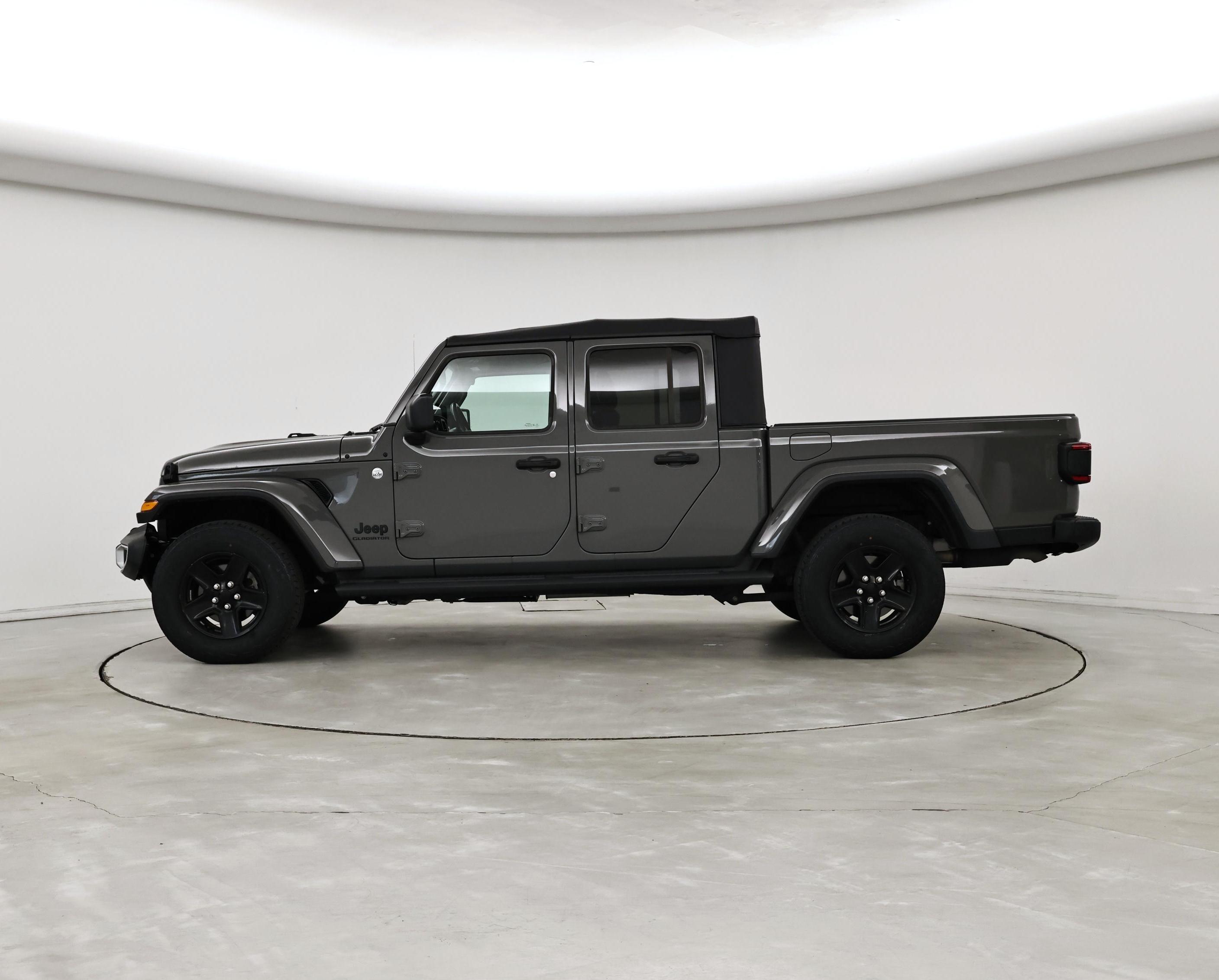 Thumbnail: 2021 Jeep Gladiator - 3
