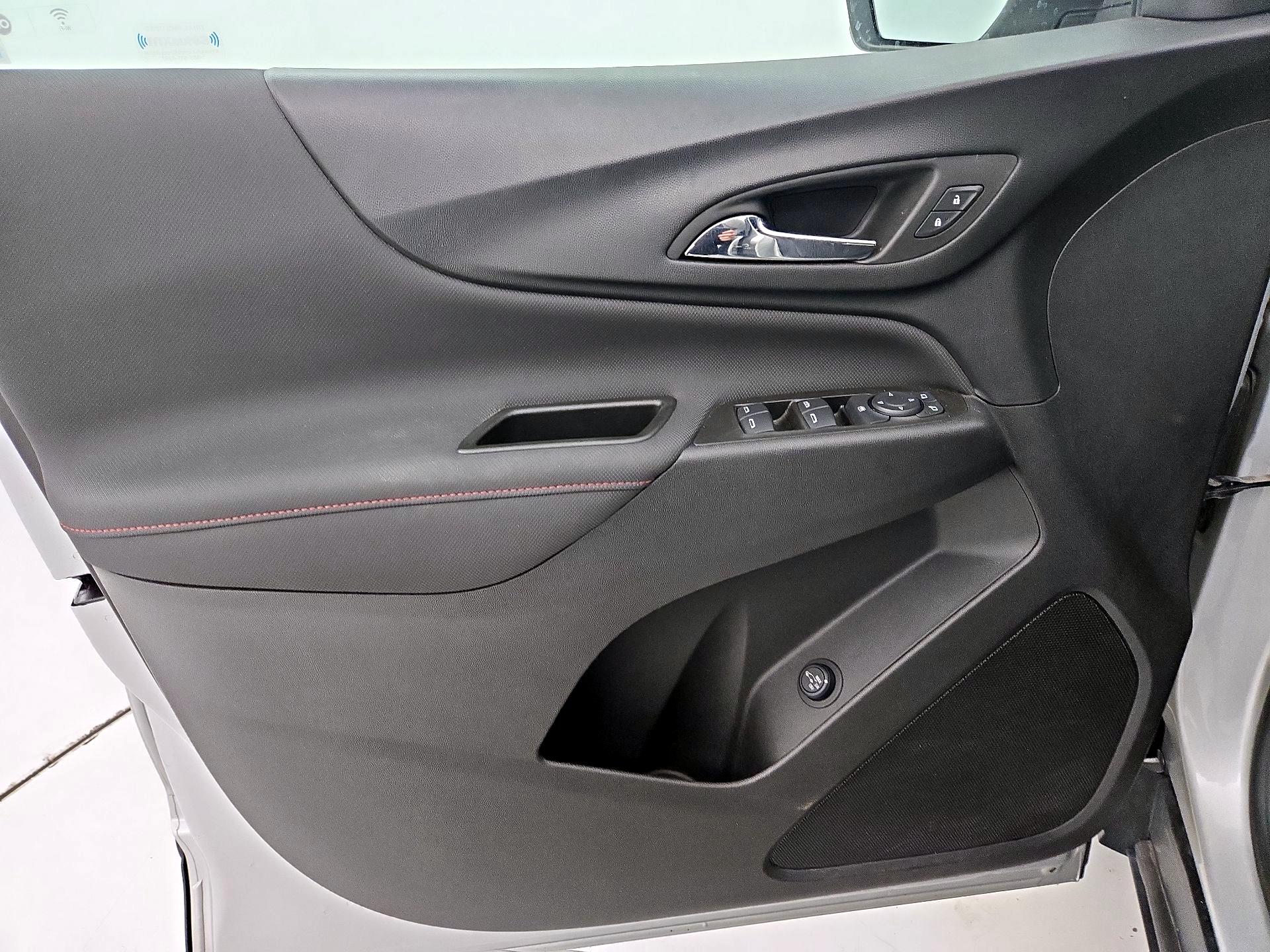 Thumbnail: 2022 Chevrolet Equinox - 12