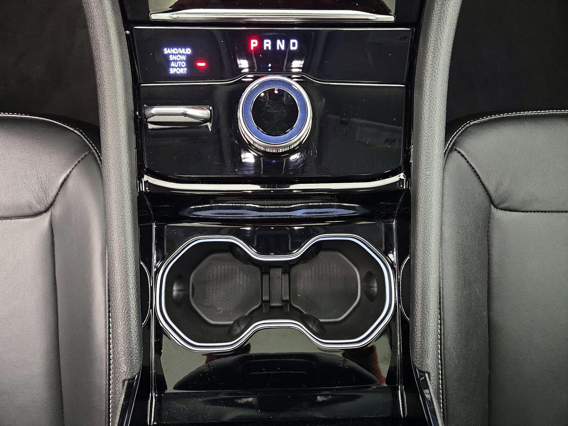 Thumbnail: 2022 Jeep Grand Cherokee - 18