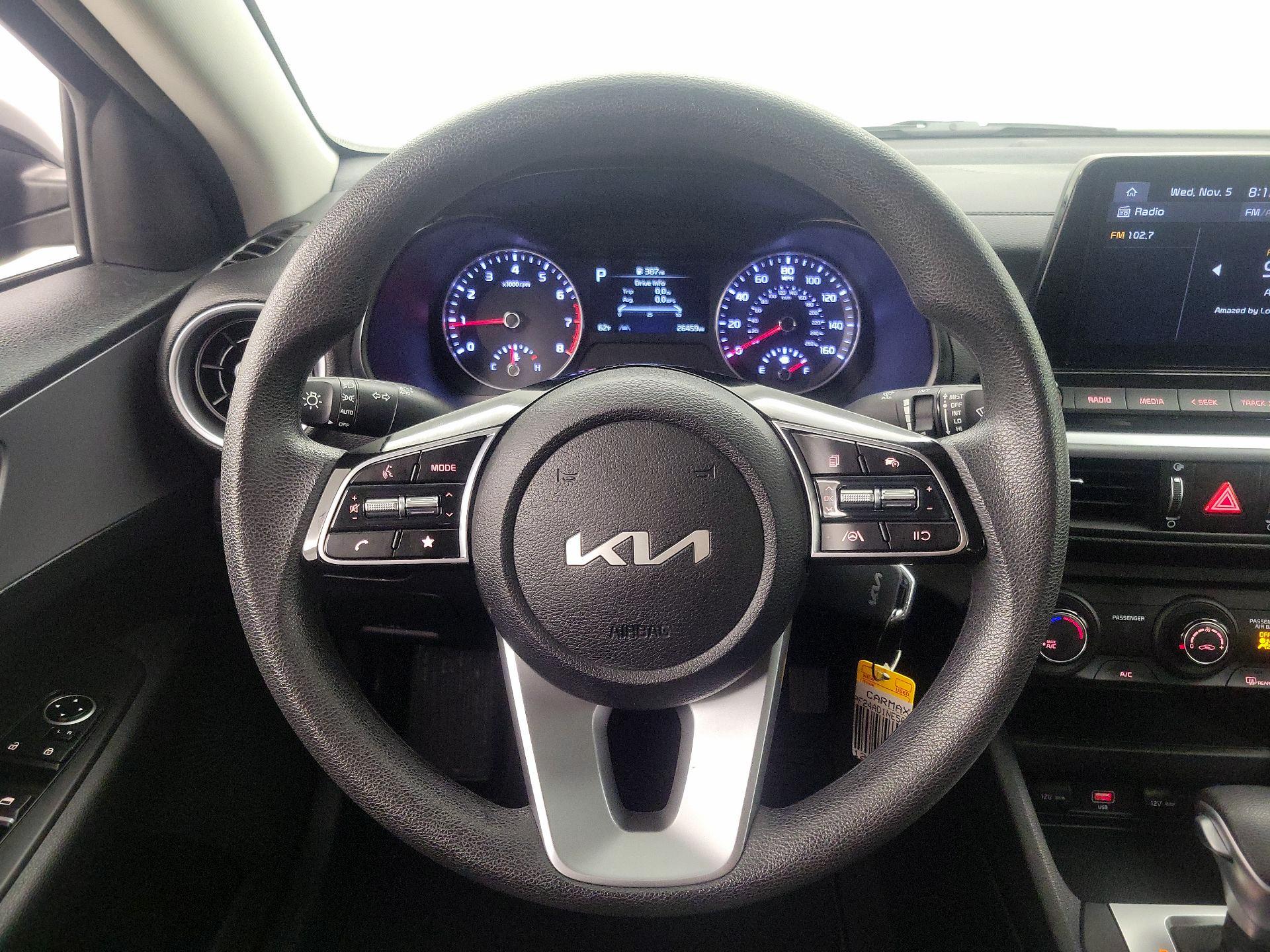 Thumbnail: 2022 Kia Forte - 10