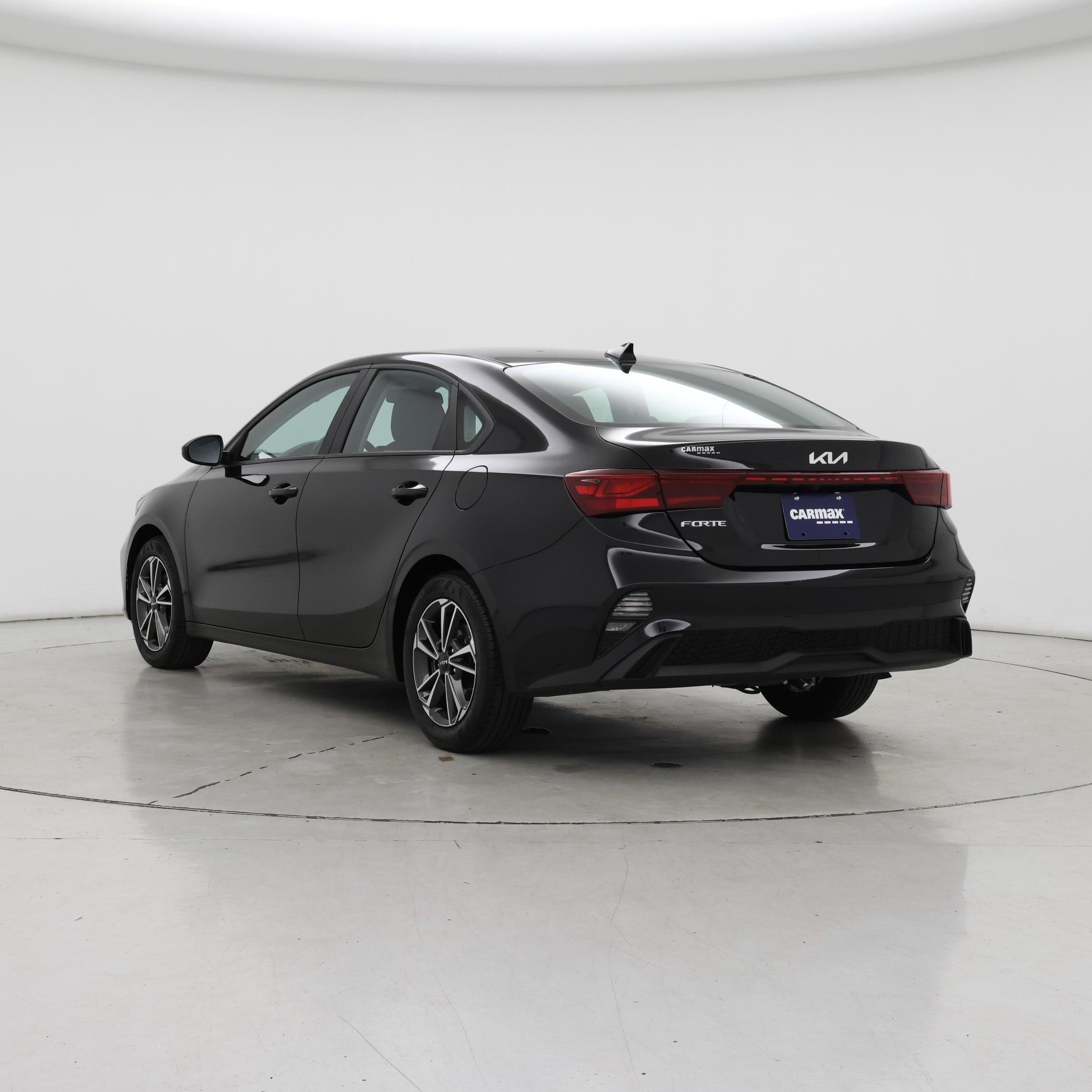 Thumbnail: 2022 Kia Forte - 2