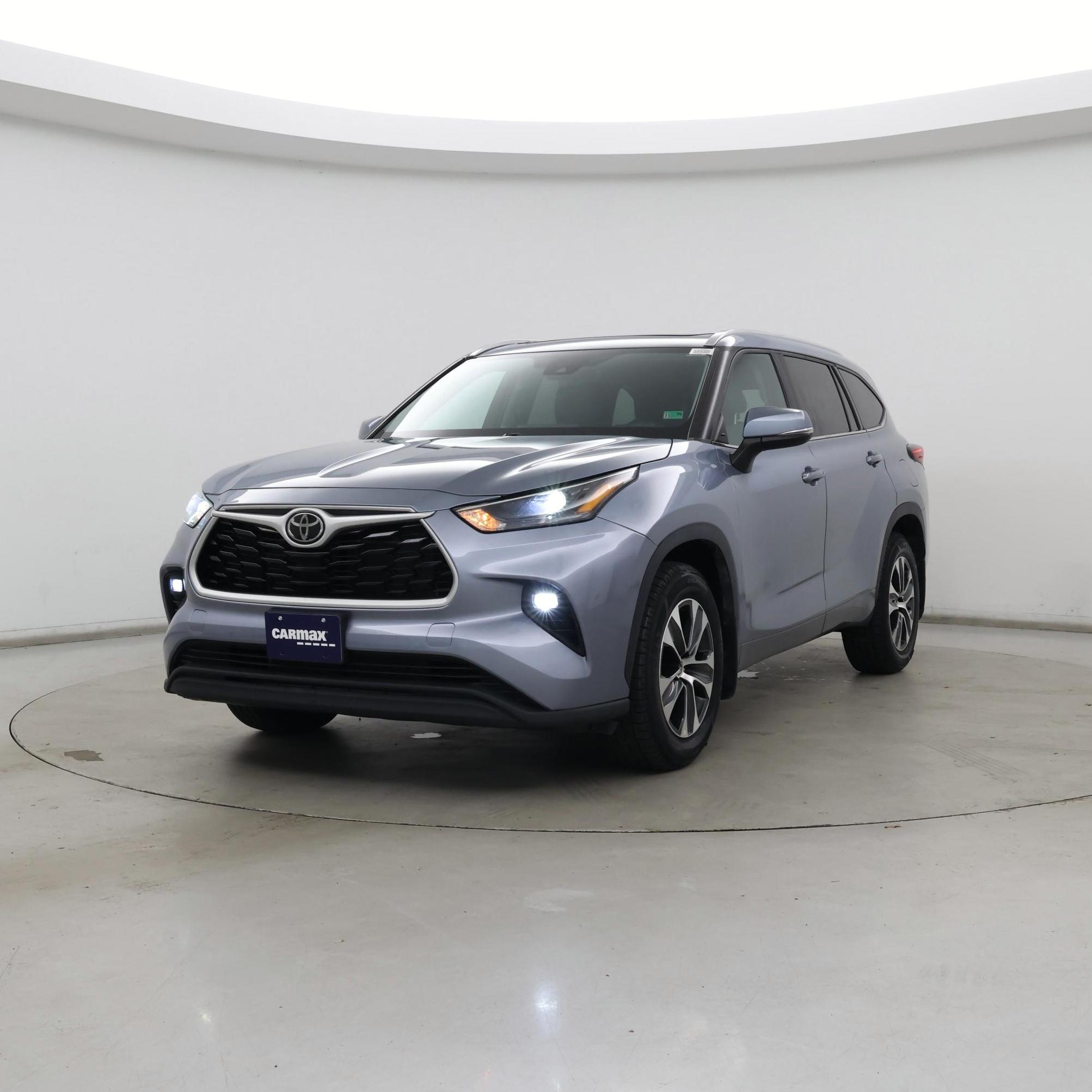 Thumbnail: 2022 Toyota Highlander - 4