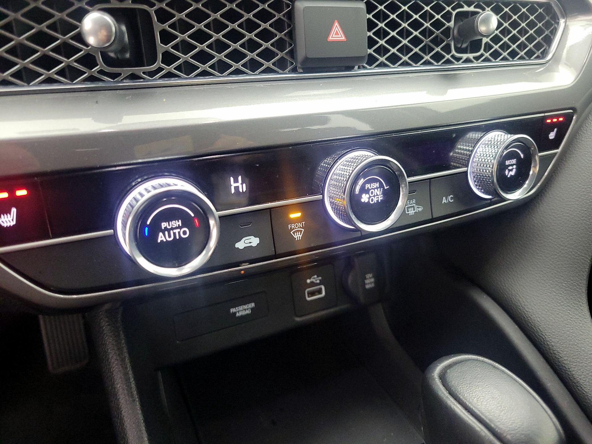 Thumbnail: 2023 Acura Integra - 16