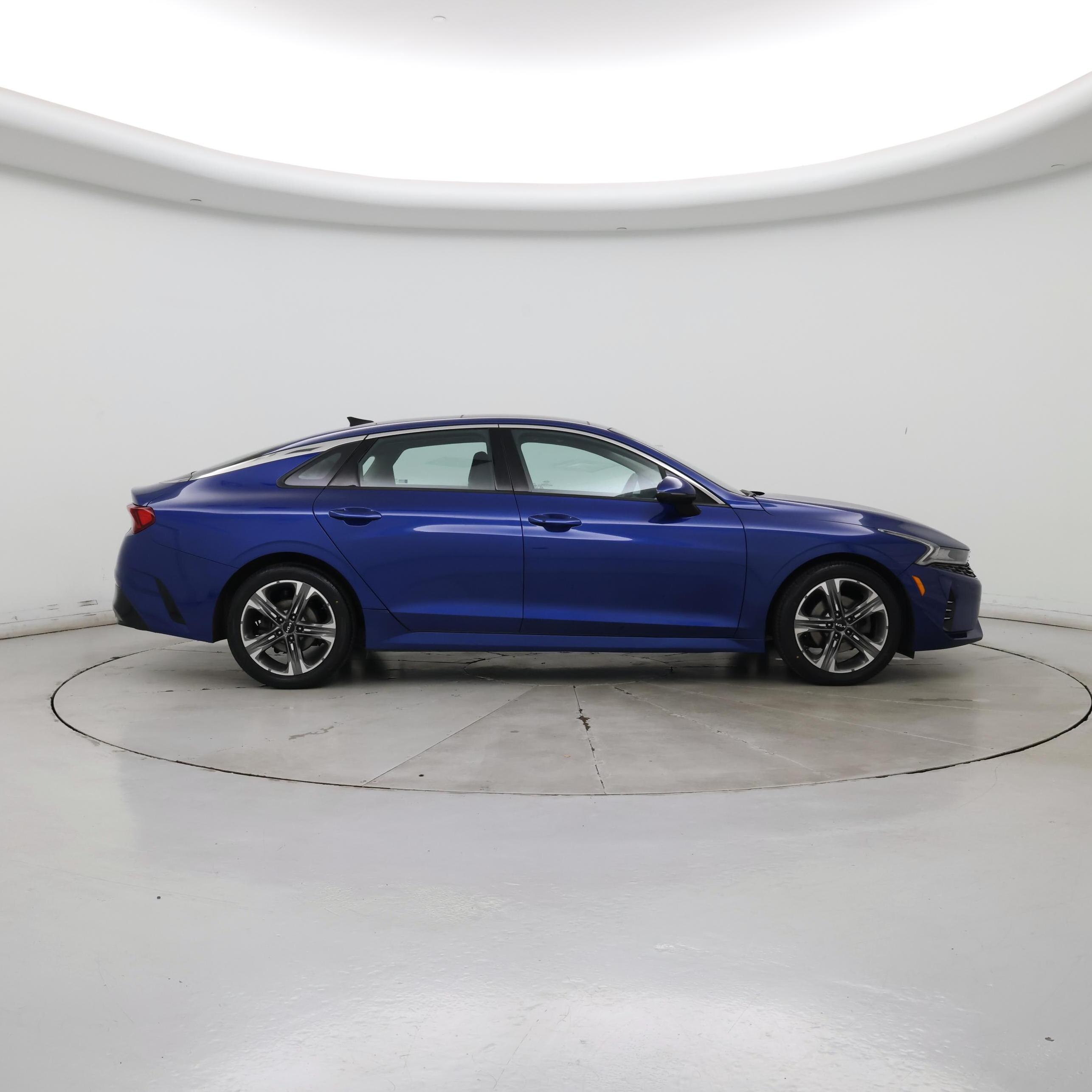 Thumbnail: 2023 Kia K5 - 7