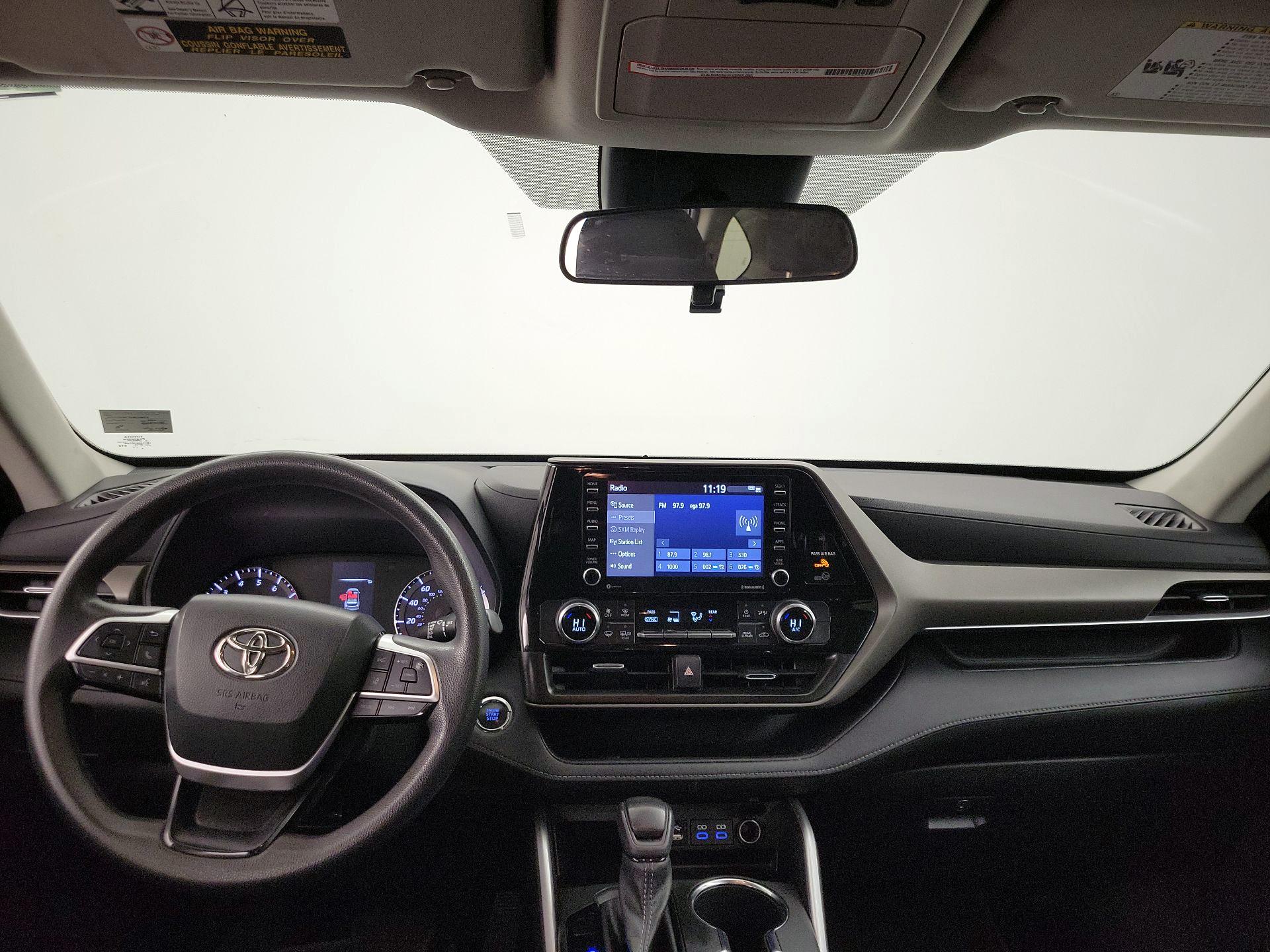 Thumbnail: 2022 Toyota Highlander - 9