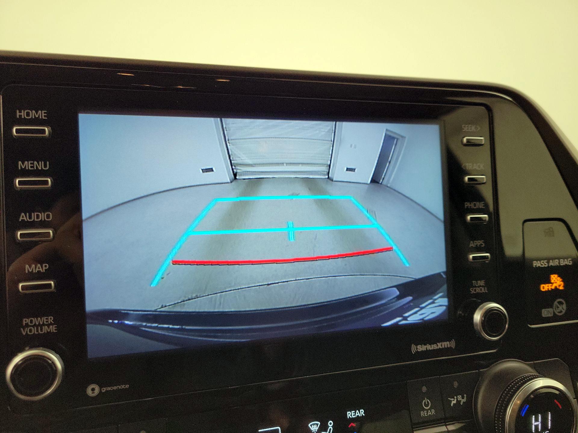 Thumbnail: 2022 Toyota Highlander - 14