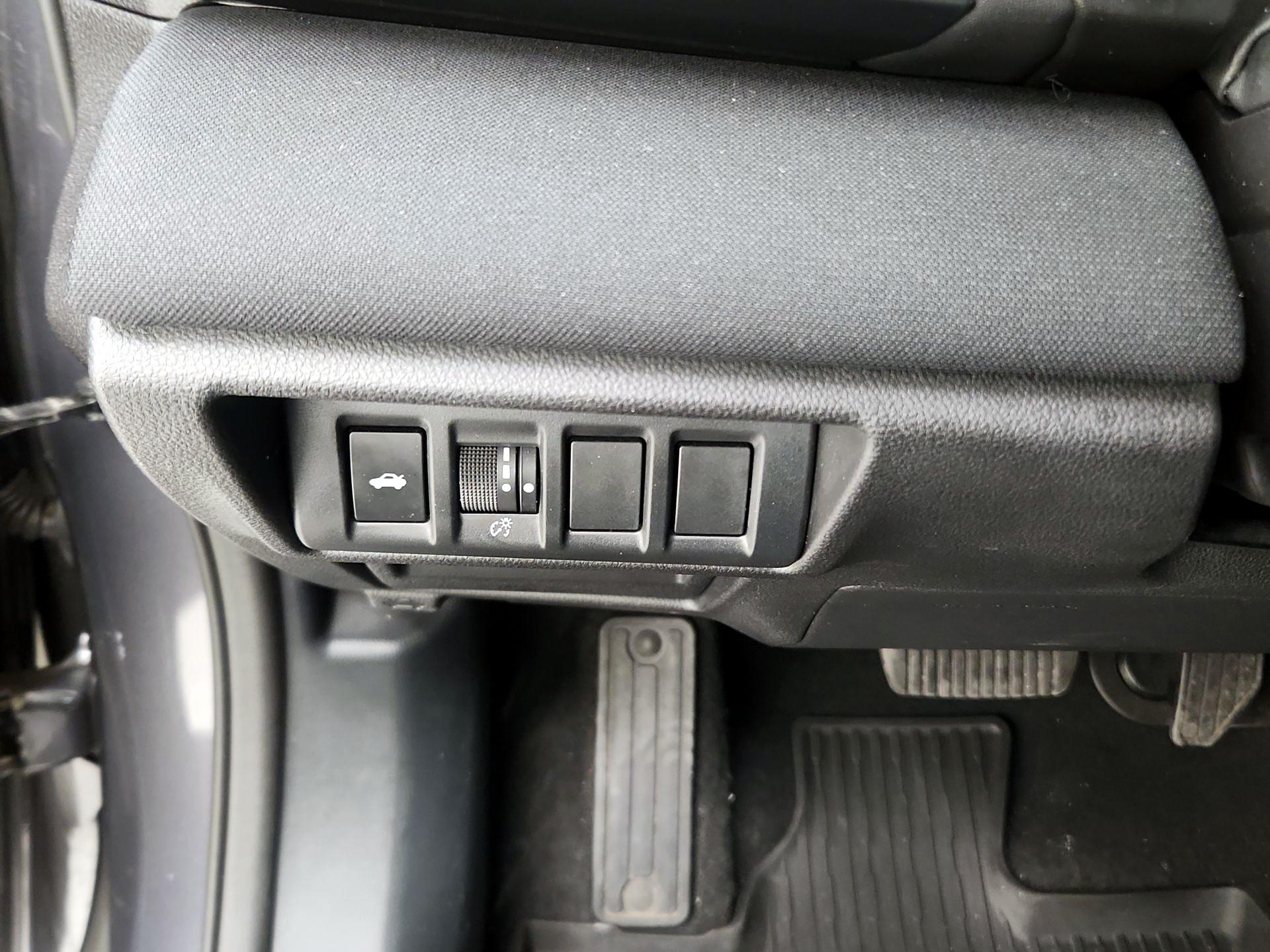 Thumbnail: 2023 Subaru Legacy - 13