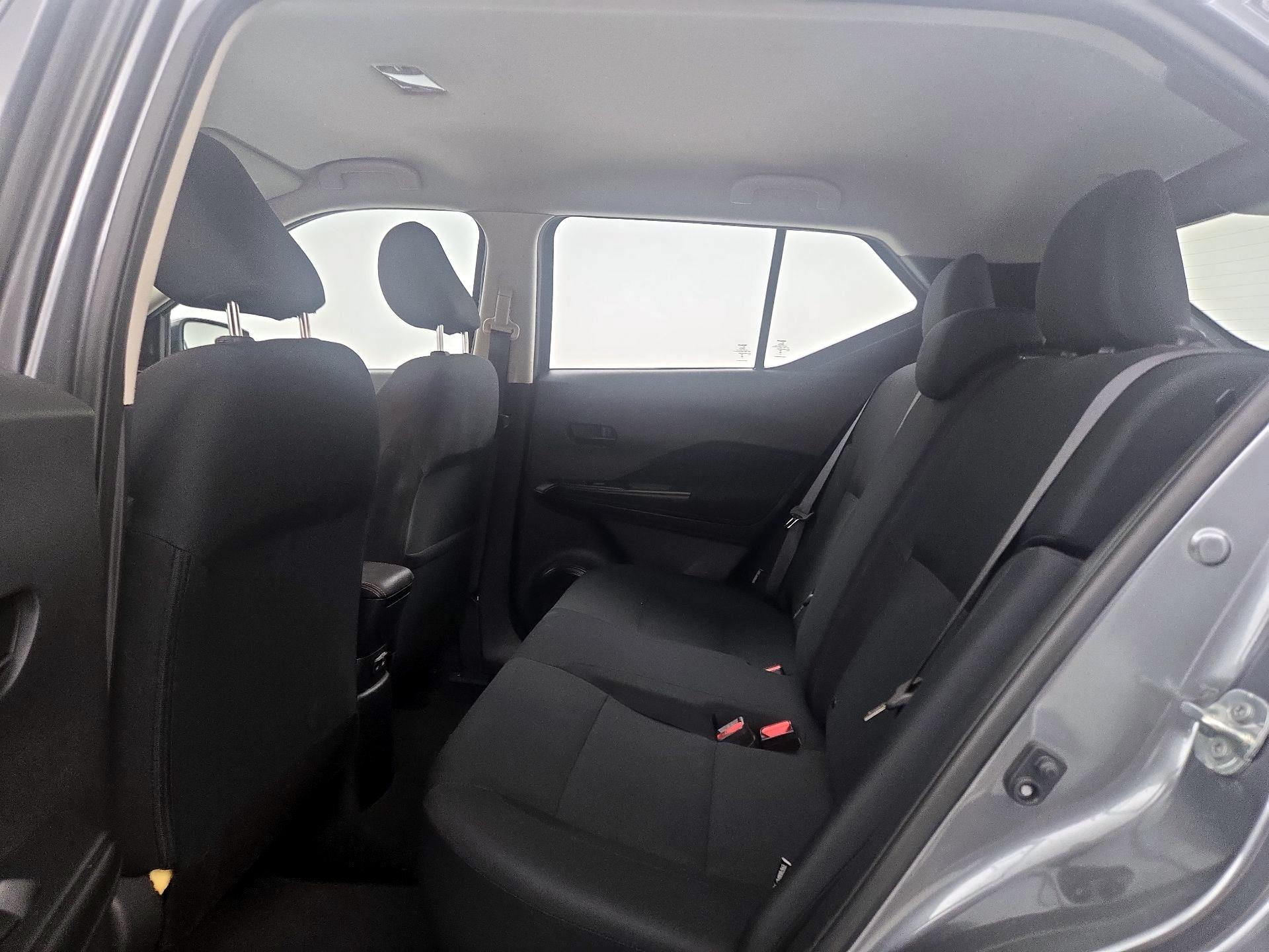 Thumbnail: 2023 Nissan Kicks - 19