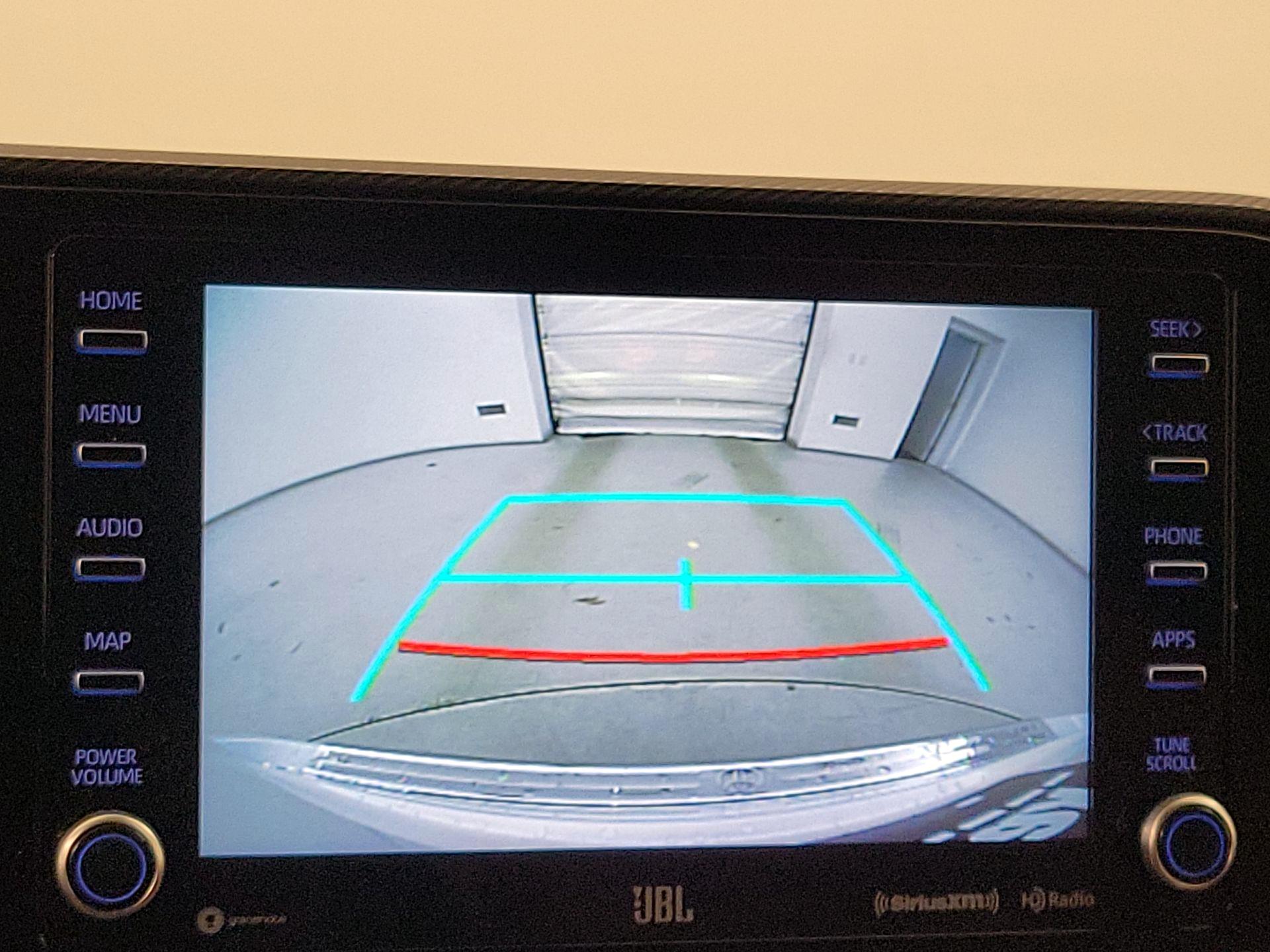 Thumbnail: 2022 Toyota Highlander - 15