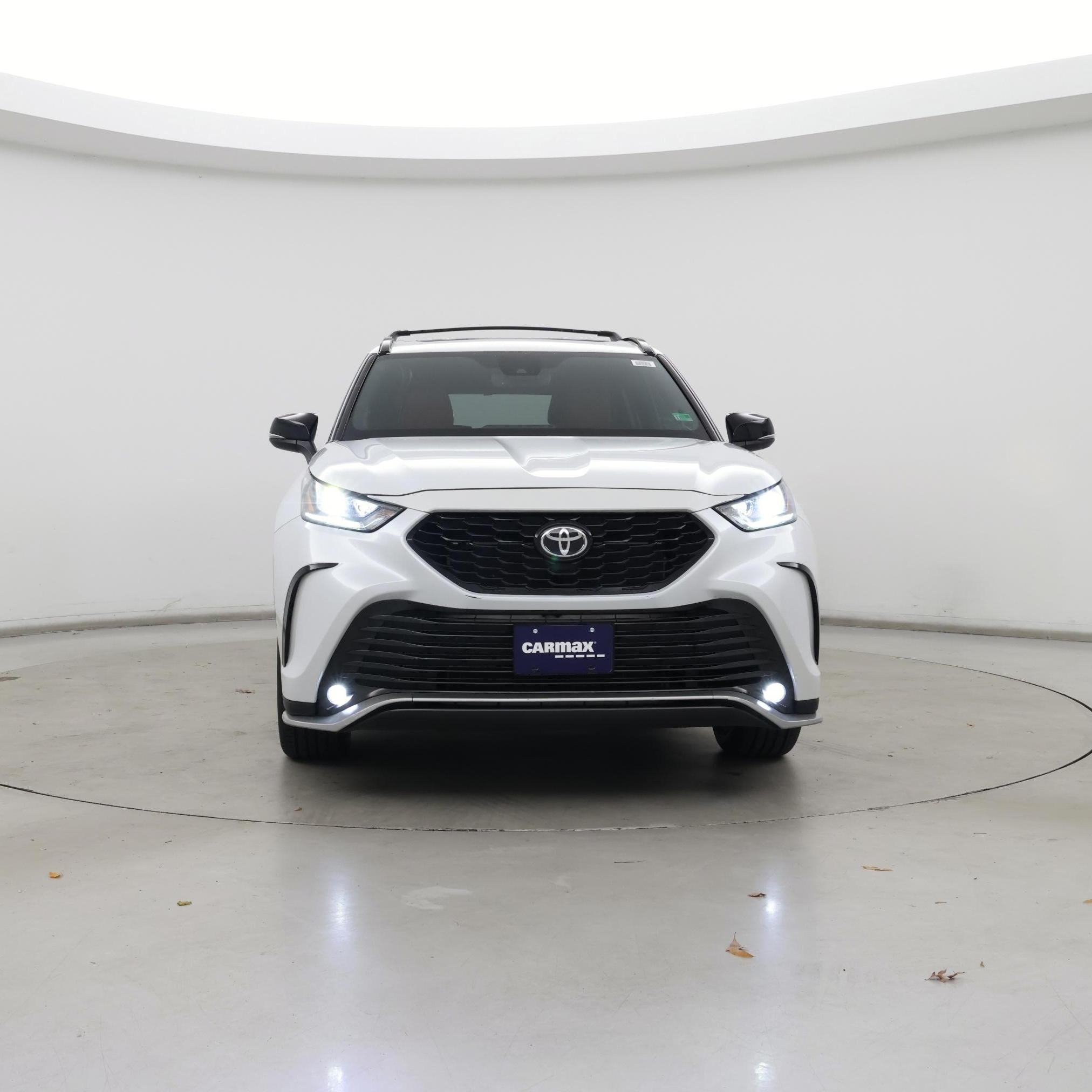 Thumbnail: 2022 Toyota Highlander - 5