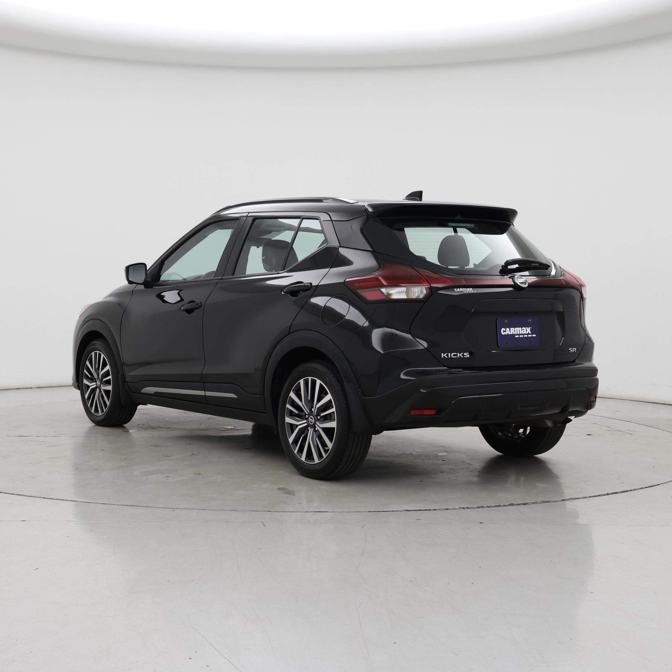 Thumbnail: 2021 Nissan Kicks - 2