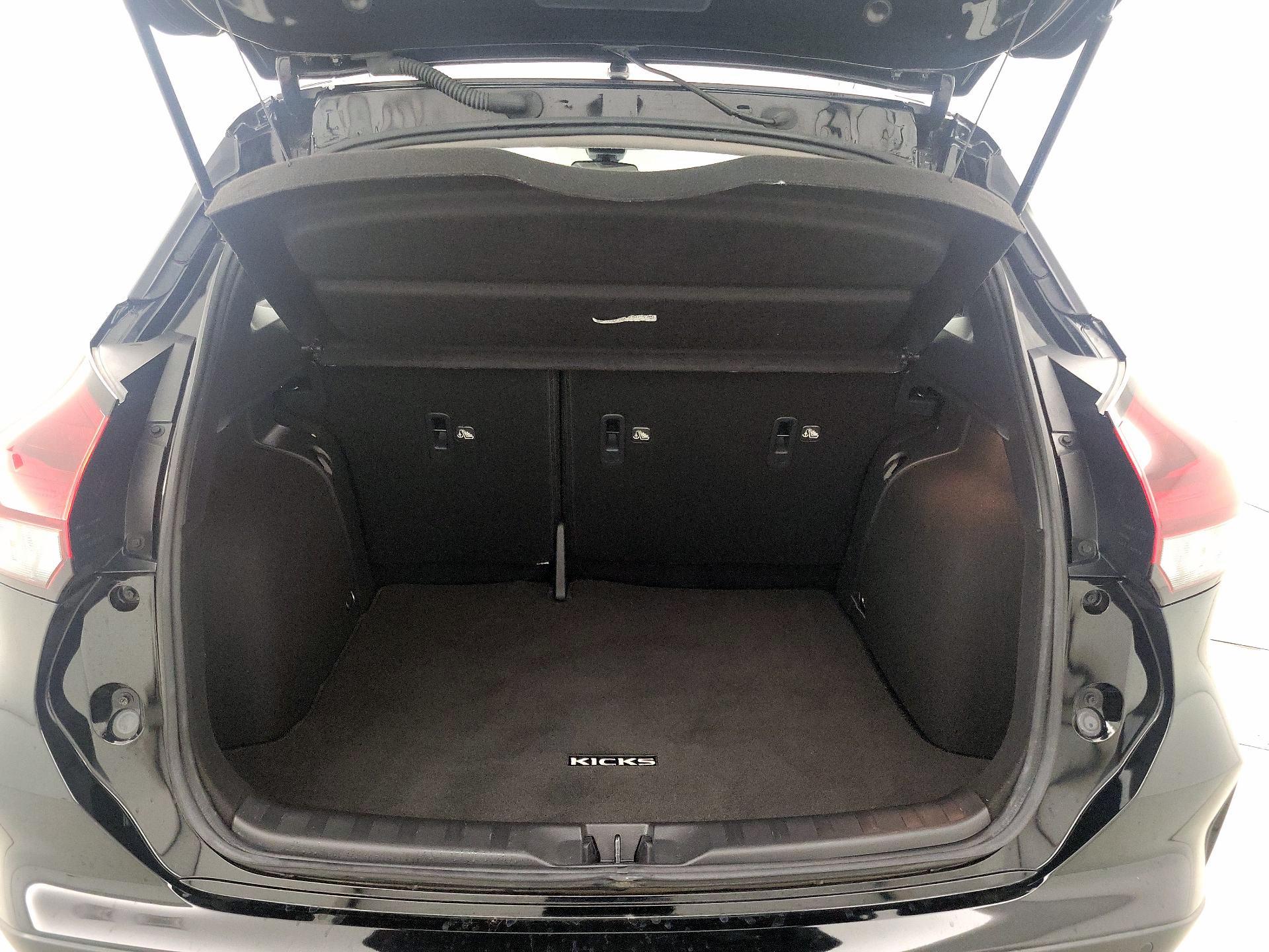 Thumbnail: 2021 Nissan Kicks - 20