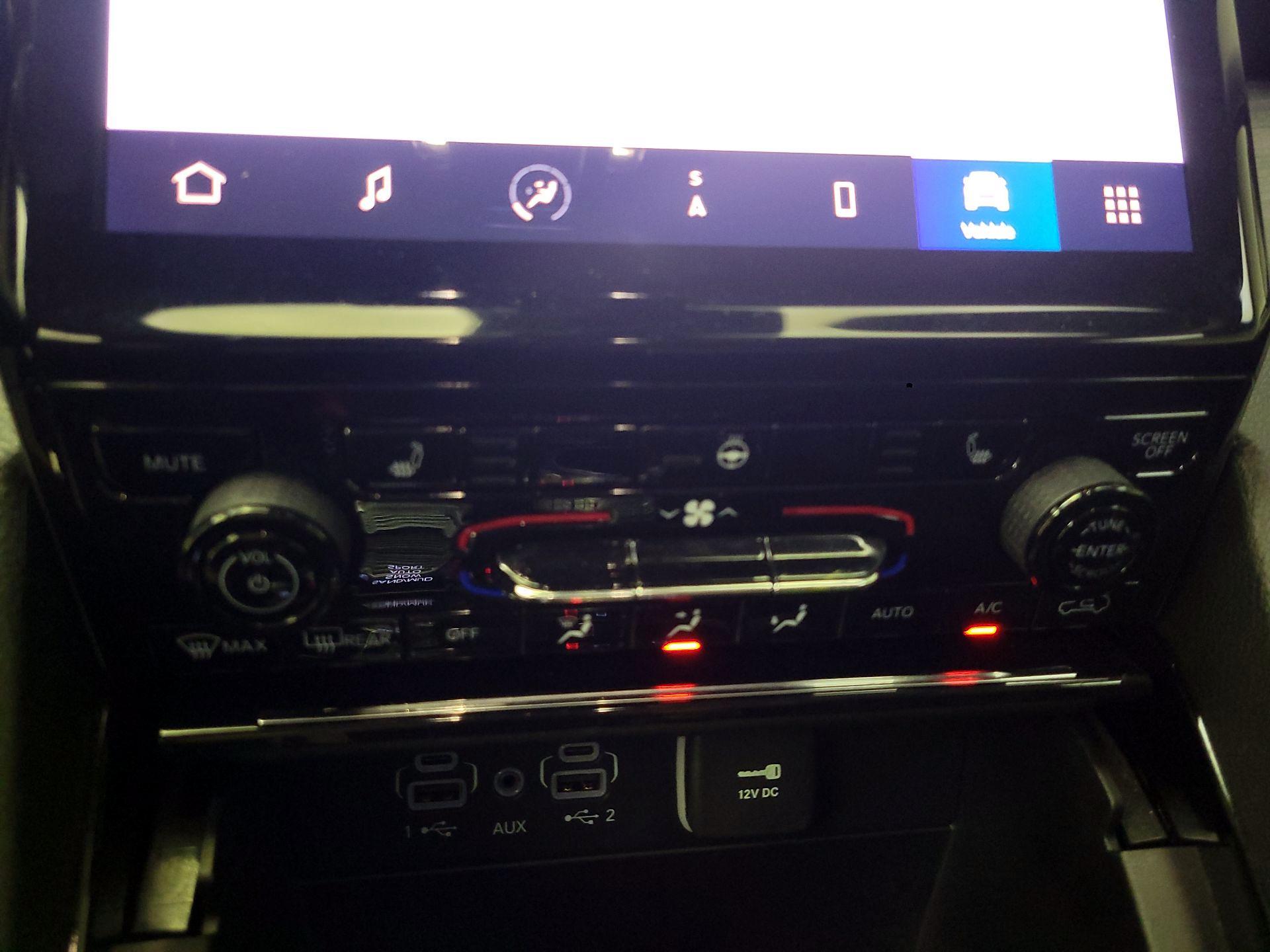 Thumbnail: 2023 Jeep Grand Cherokee L - 16