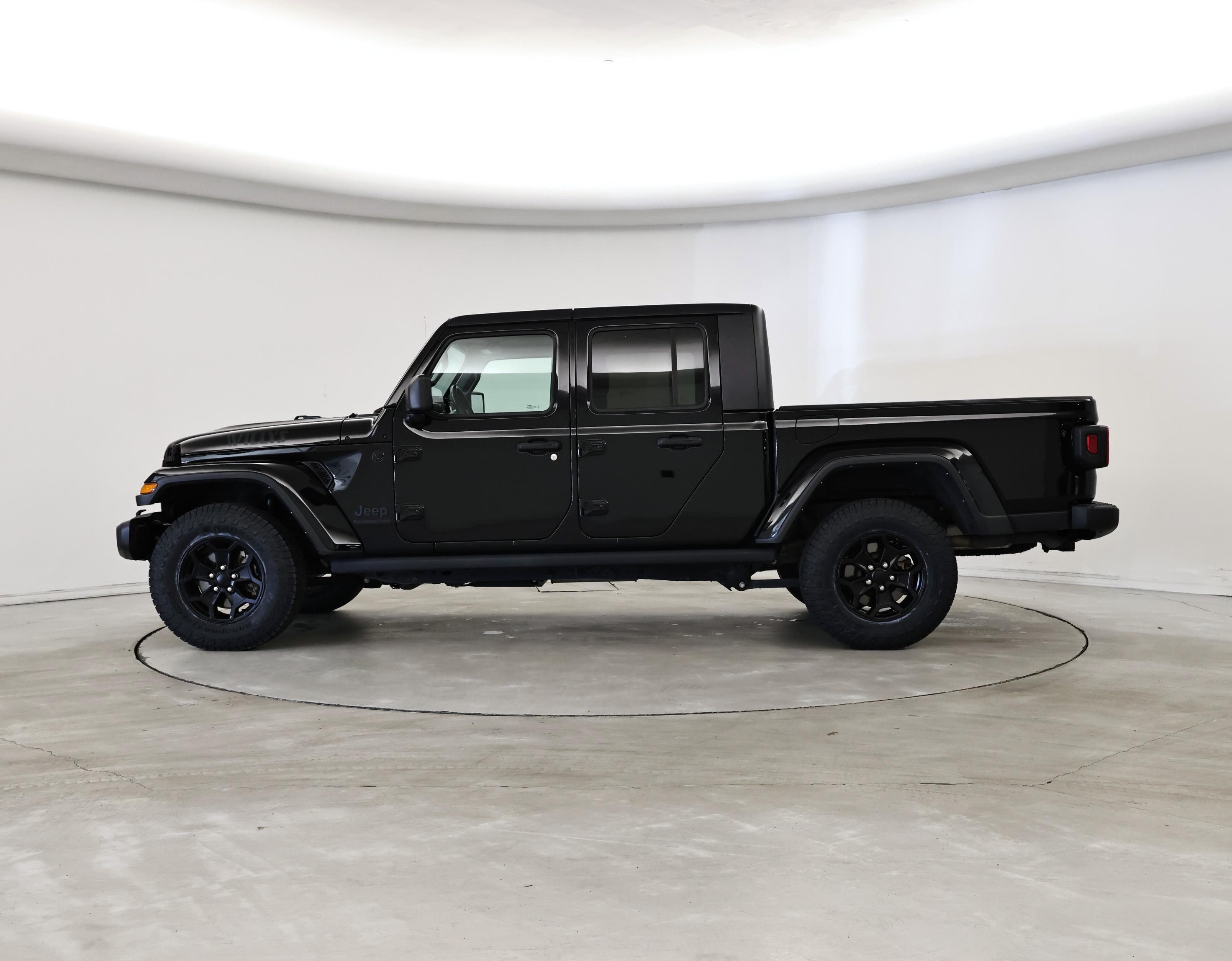 Thumbnail: 2021 Jeep Gladiator - 3