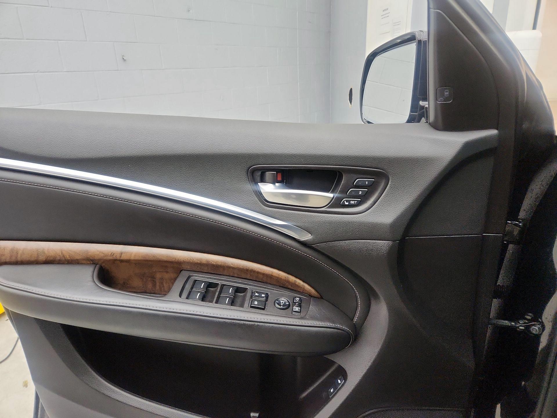 Thumbnail: 2020 Acura MDX - 12