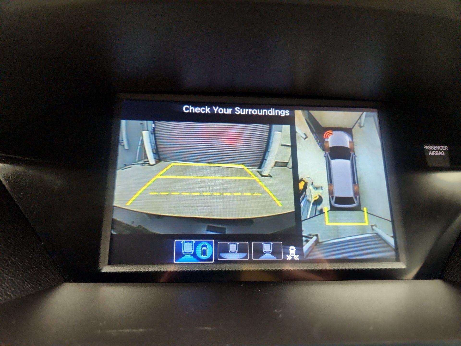 Thumbnail: 2020 Acura MDX - 15