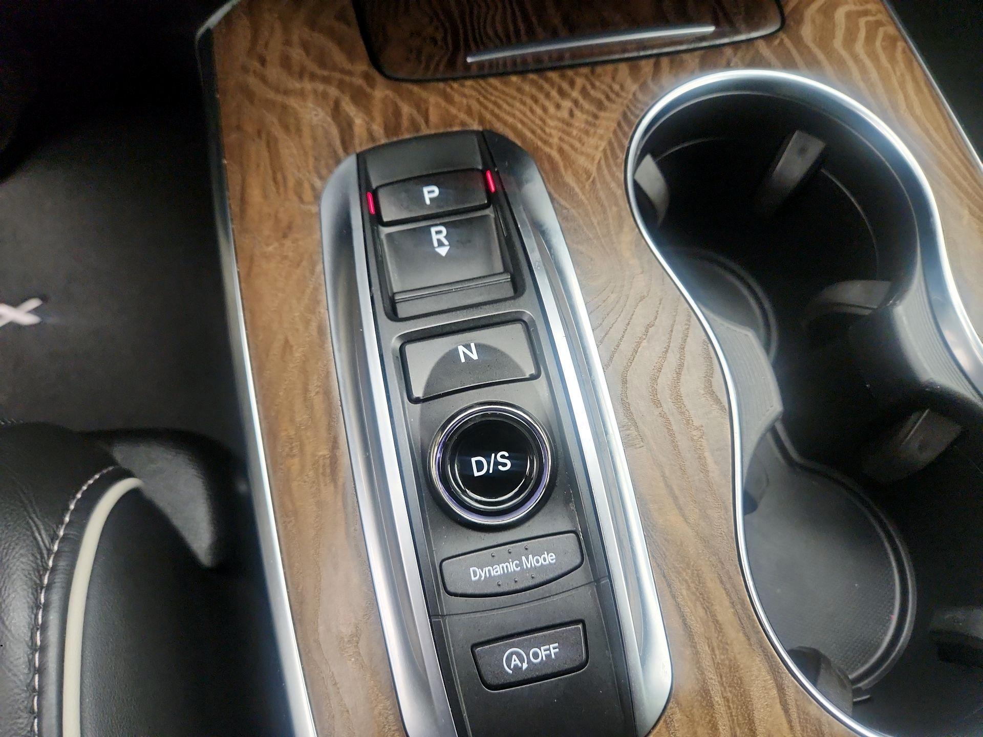 Thumbnail: 2020 Acura MDX - 18