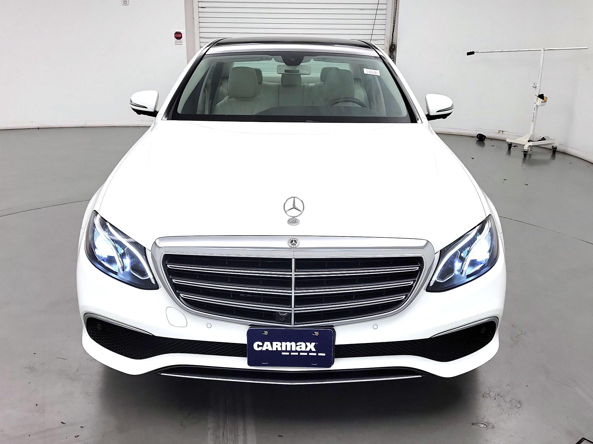 Thumbnail: 2020 Mercedes-Benz E-Class - 2