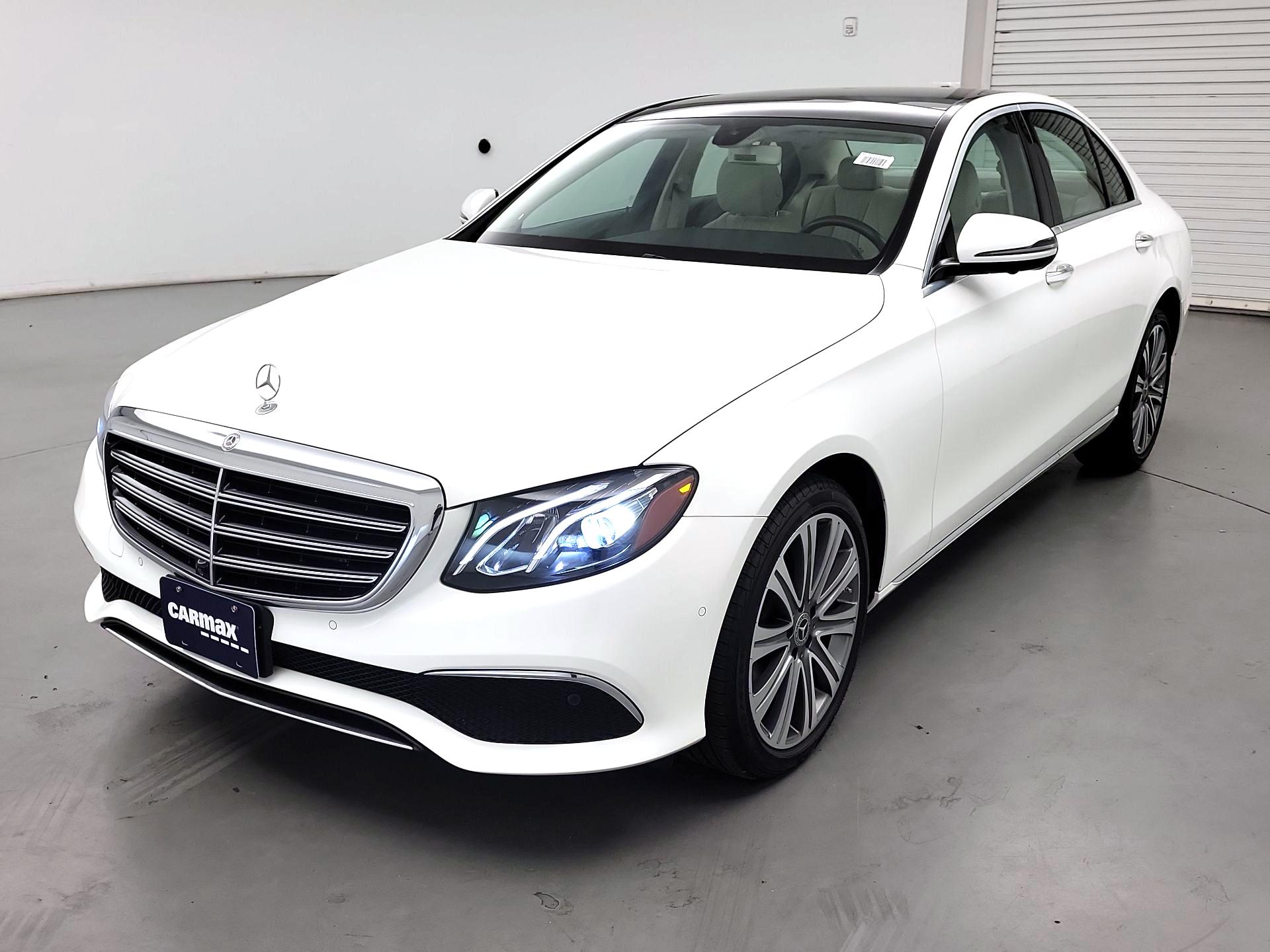 Thumbnail: 2020 Mercedes-Benz E-Class - 3