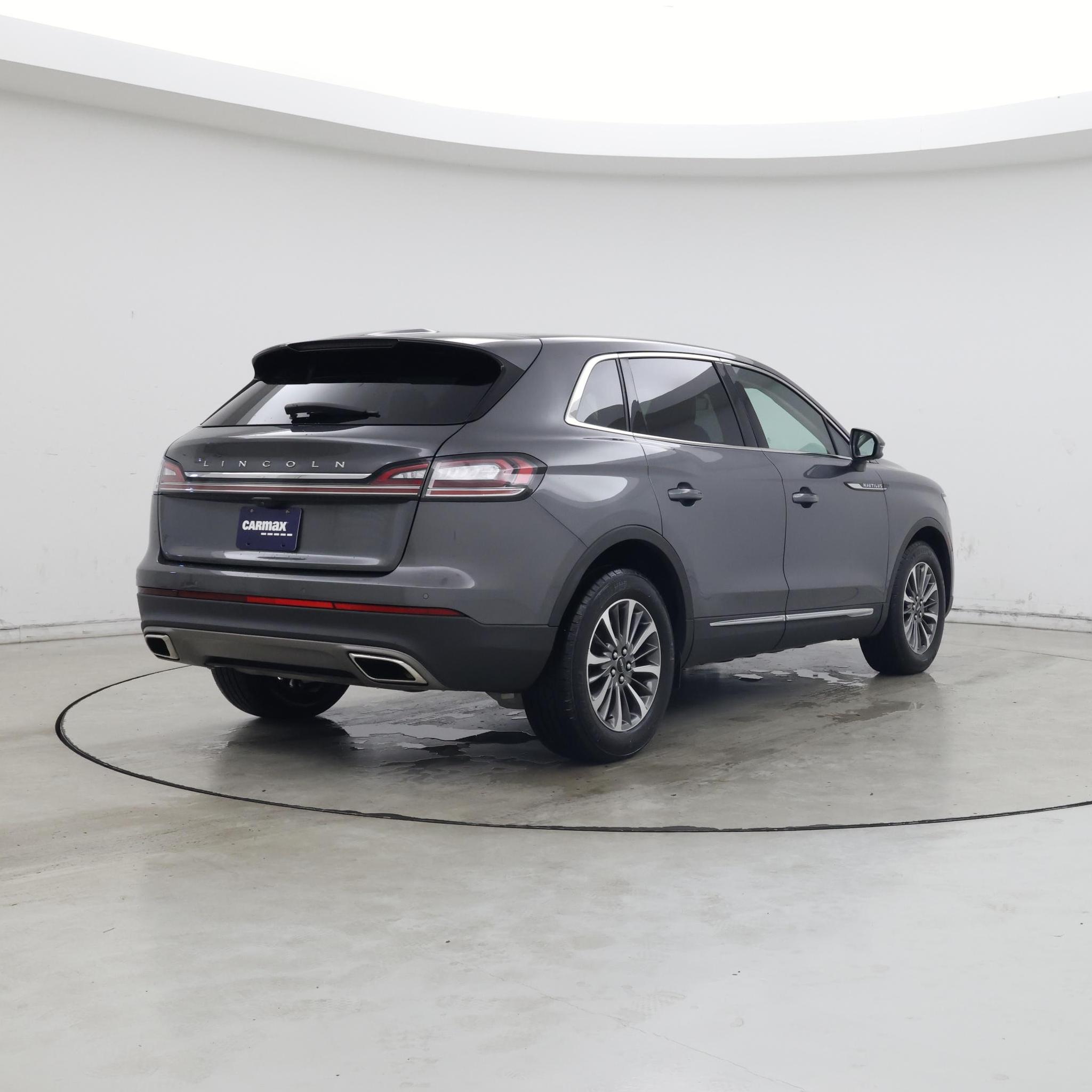 Thumbnail: 2023 Lincoln Nautilus - 8