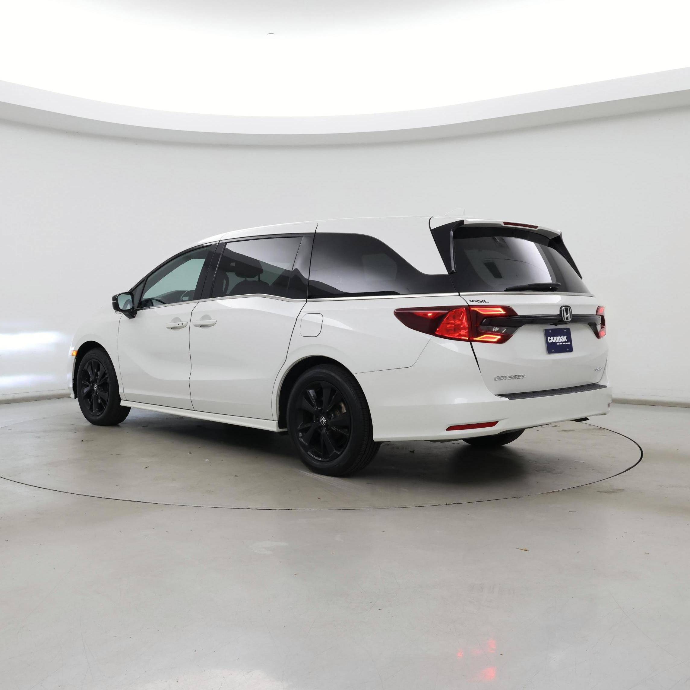 Thumbnail: 2023 Honda Odyssey - 2