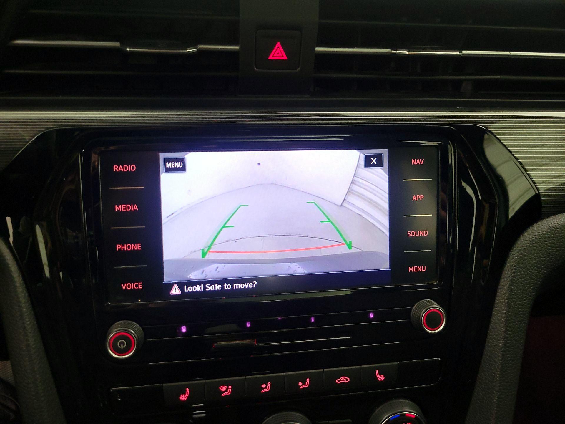 Thumbnail: 2021 Volkswagen Passat - 15