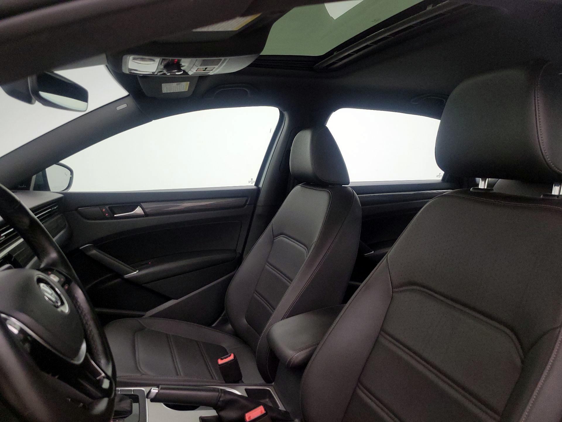 Thumbnail: 2021 Volkswagen Passat - 20