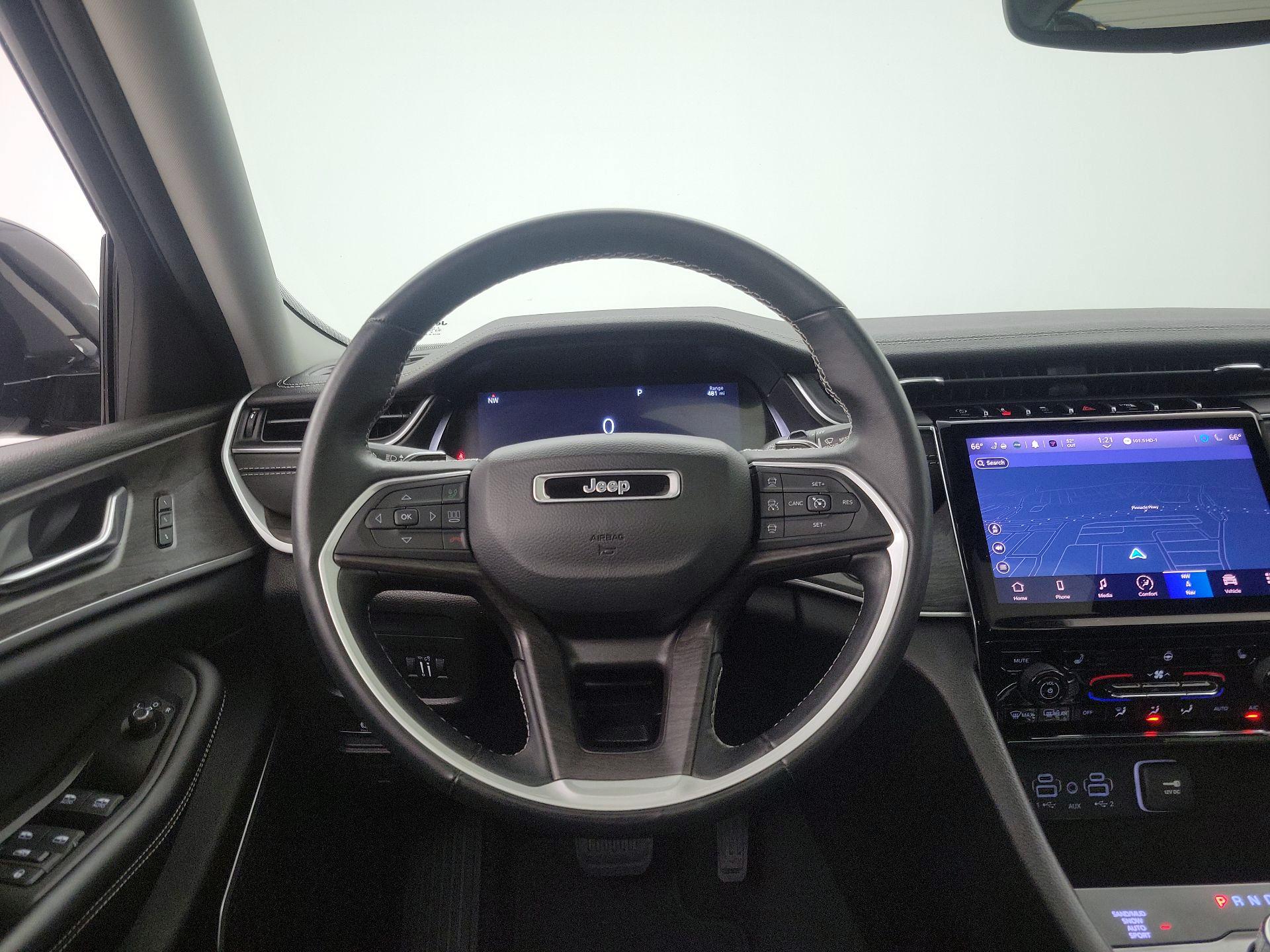 Thumbnail: 2022 Jeep Grand Cherokee - 10