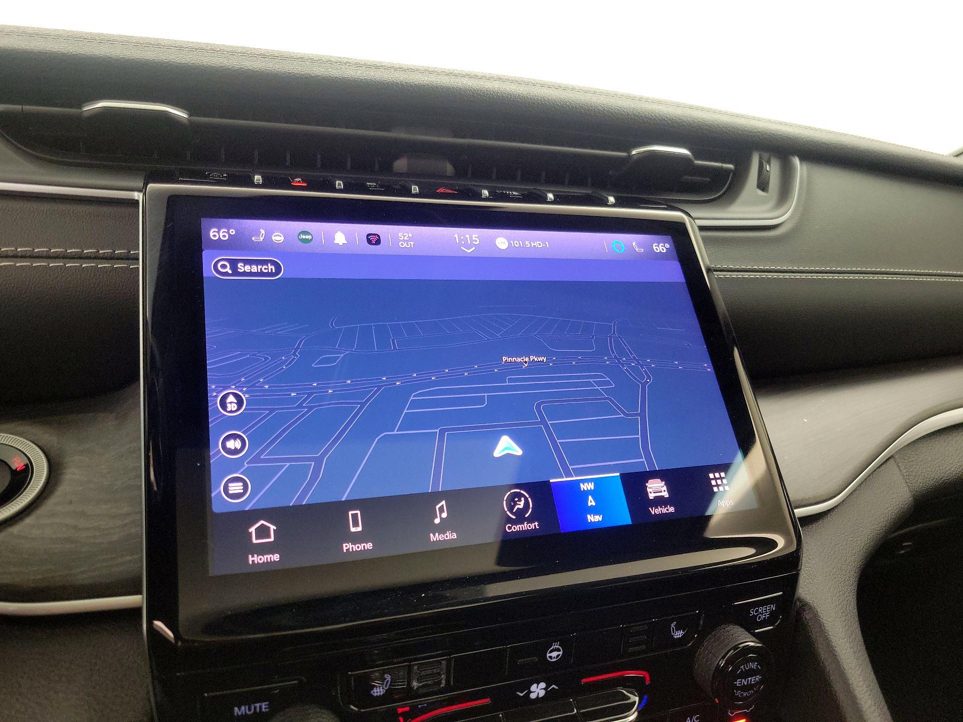 Thumbnail: 2022 Jeep Grand Cherokee - 14