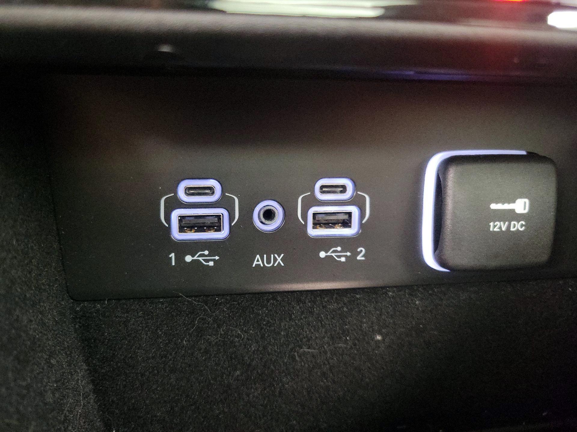 Thumbnail: 2022 Jeep Grand Cherokee - 19