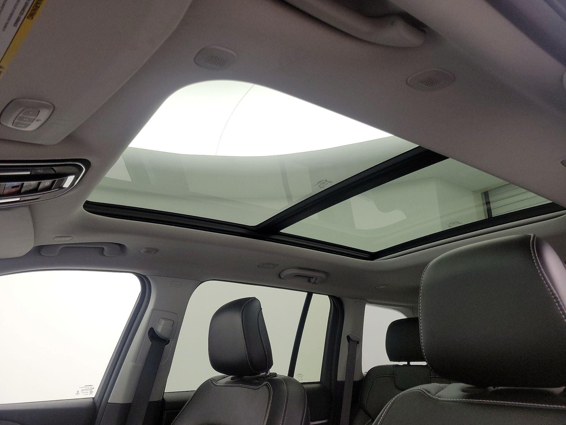 Thumbnail: 2022 Jeep Grand Cherokee - 20