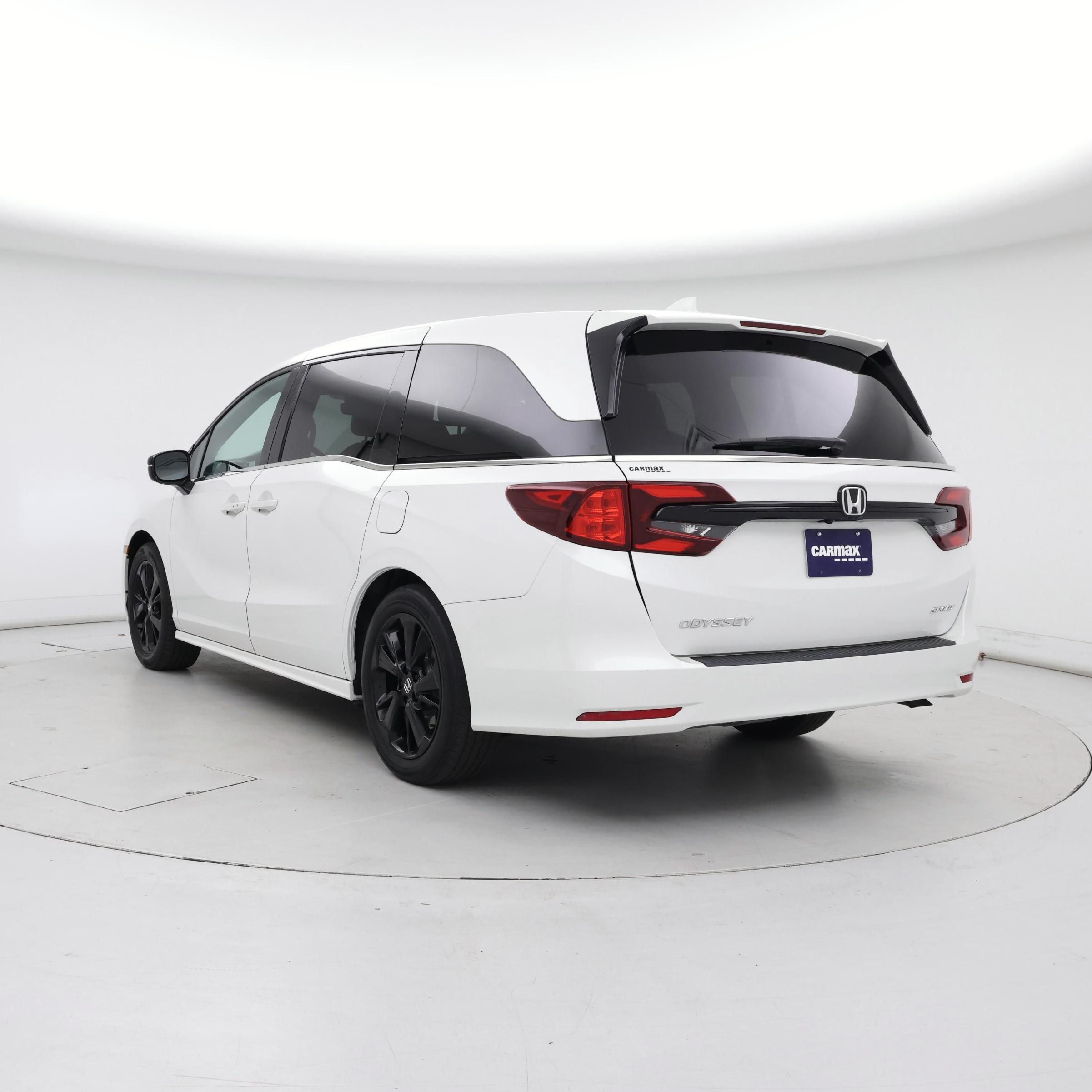 Thumbnail: 2023 Honda Odyssey - 2