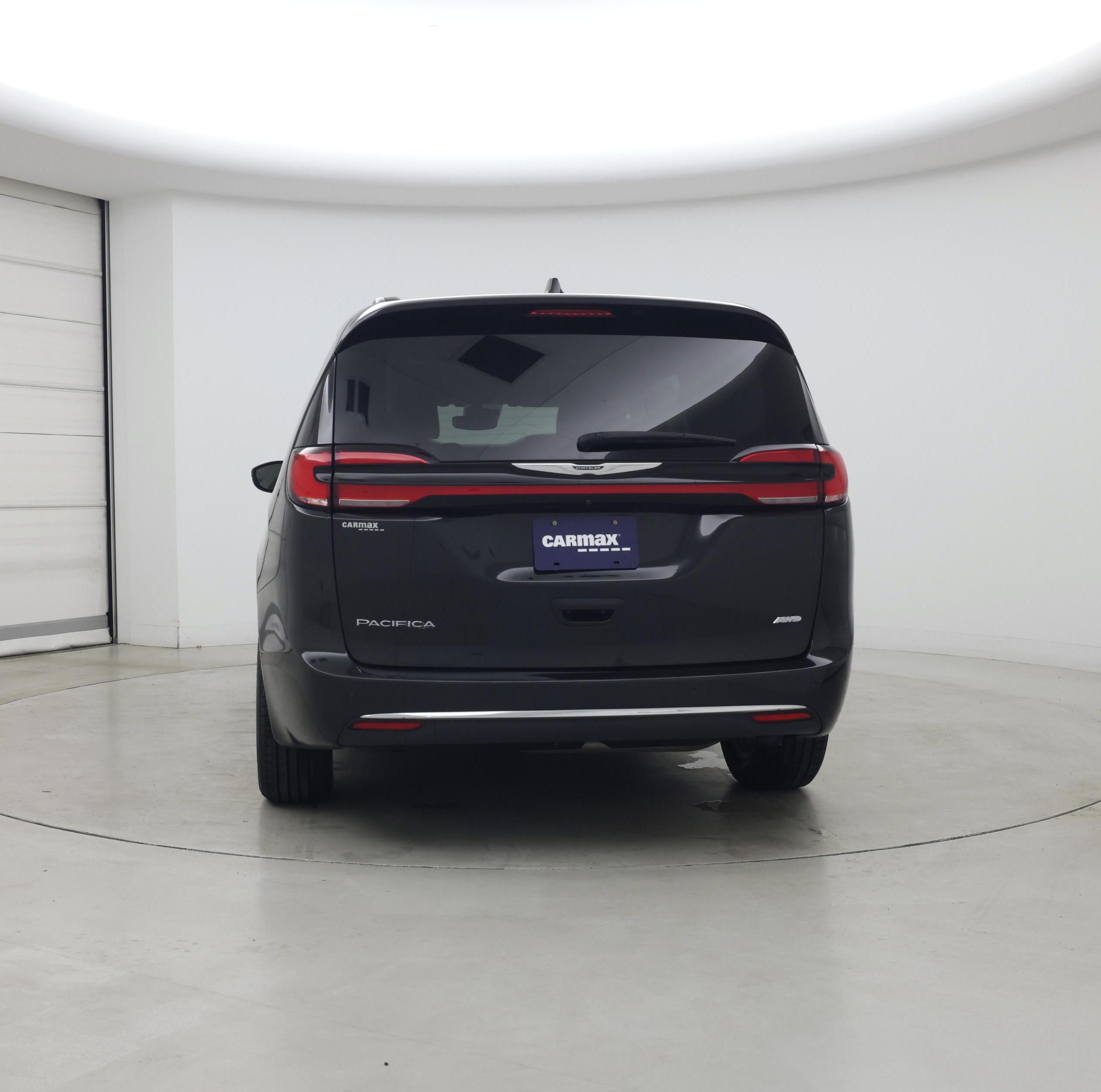 Thumbnail: 2022 Chrysler Pacifica - 6